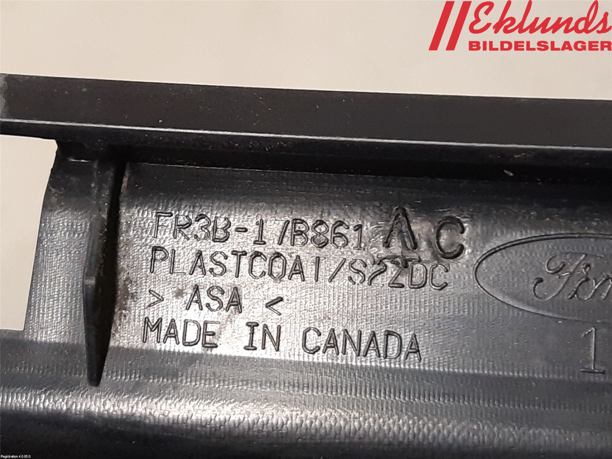 Ford MUSTANG VI 15-22 Stötfångardel Bak Mitt
