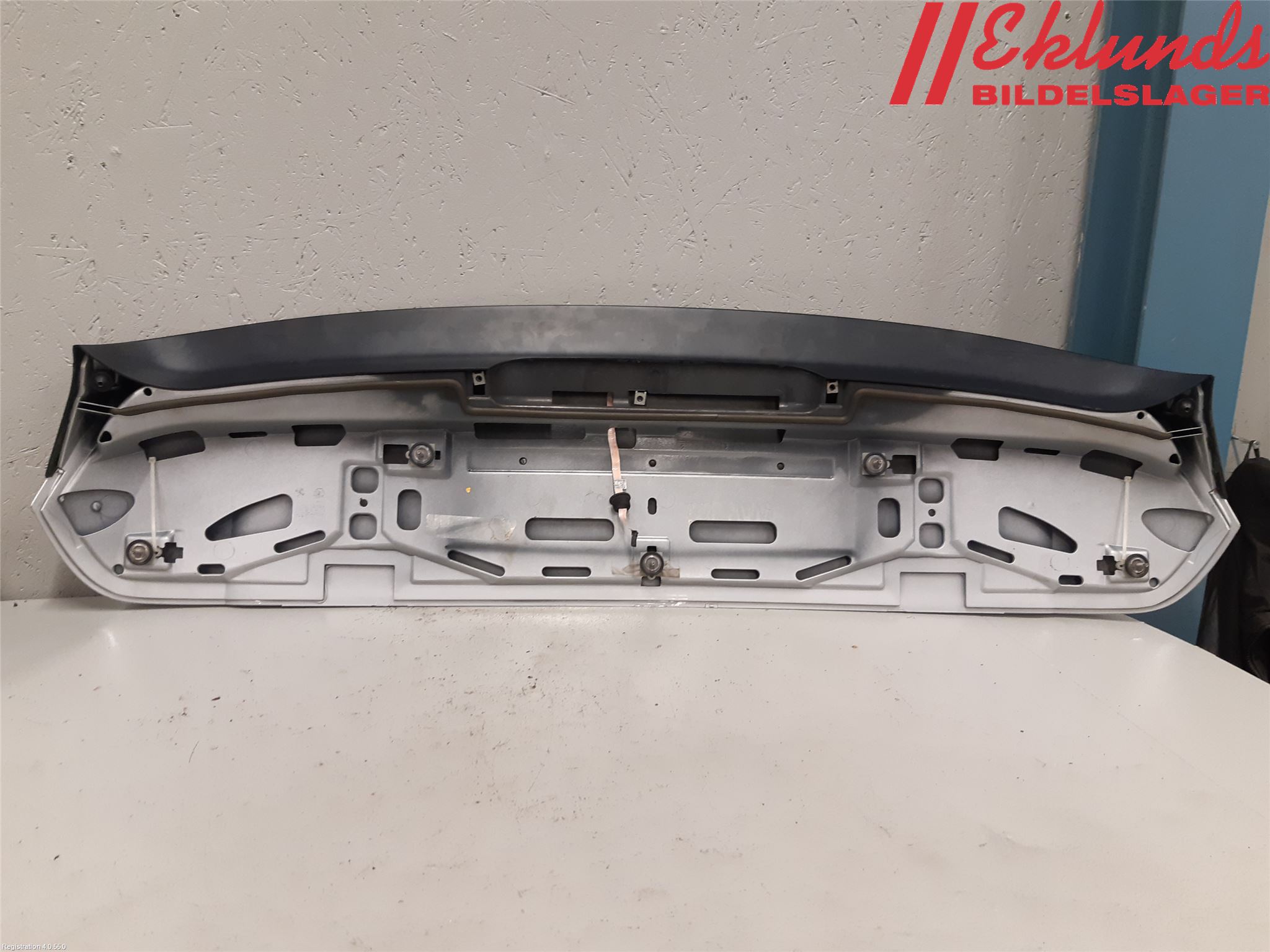 BMW X5 E70 07-13 Spoiler Baklucka