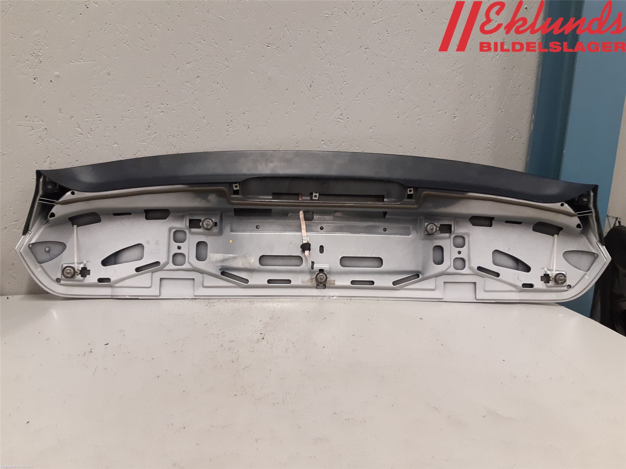 BMW X5 E70 07-13 Spoiler Baklucka