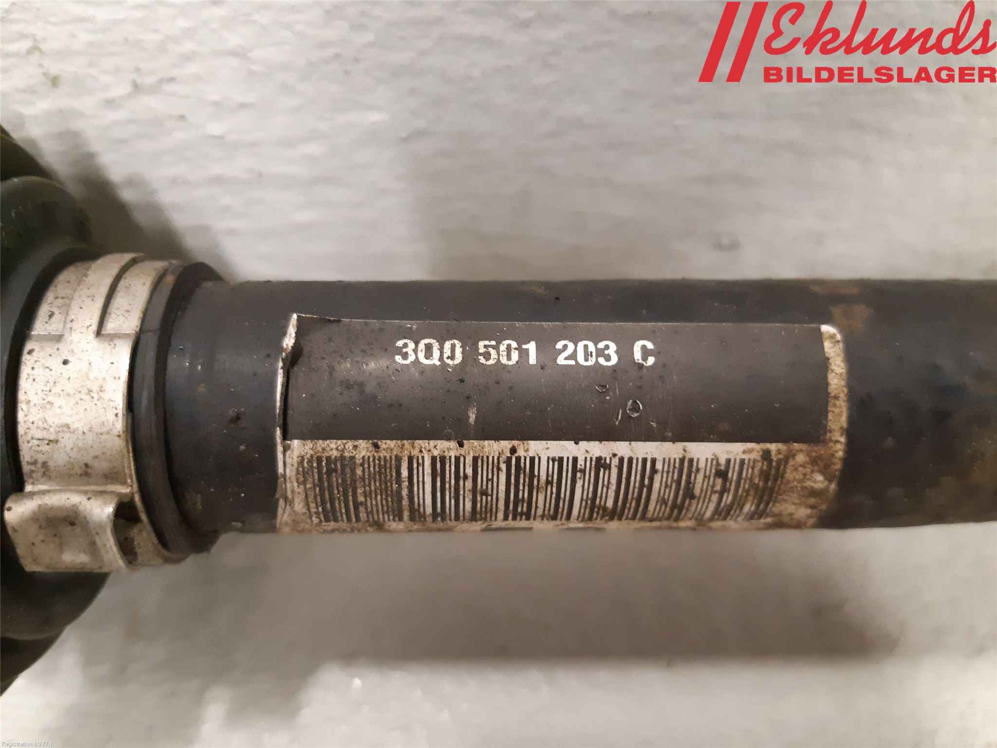 Volkswagen VW TIGUAN 16-24 Drivaxel Bak Vänster