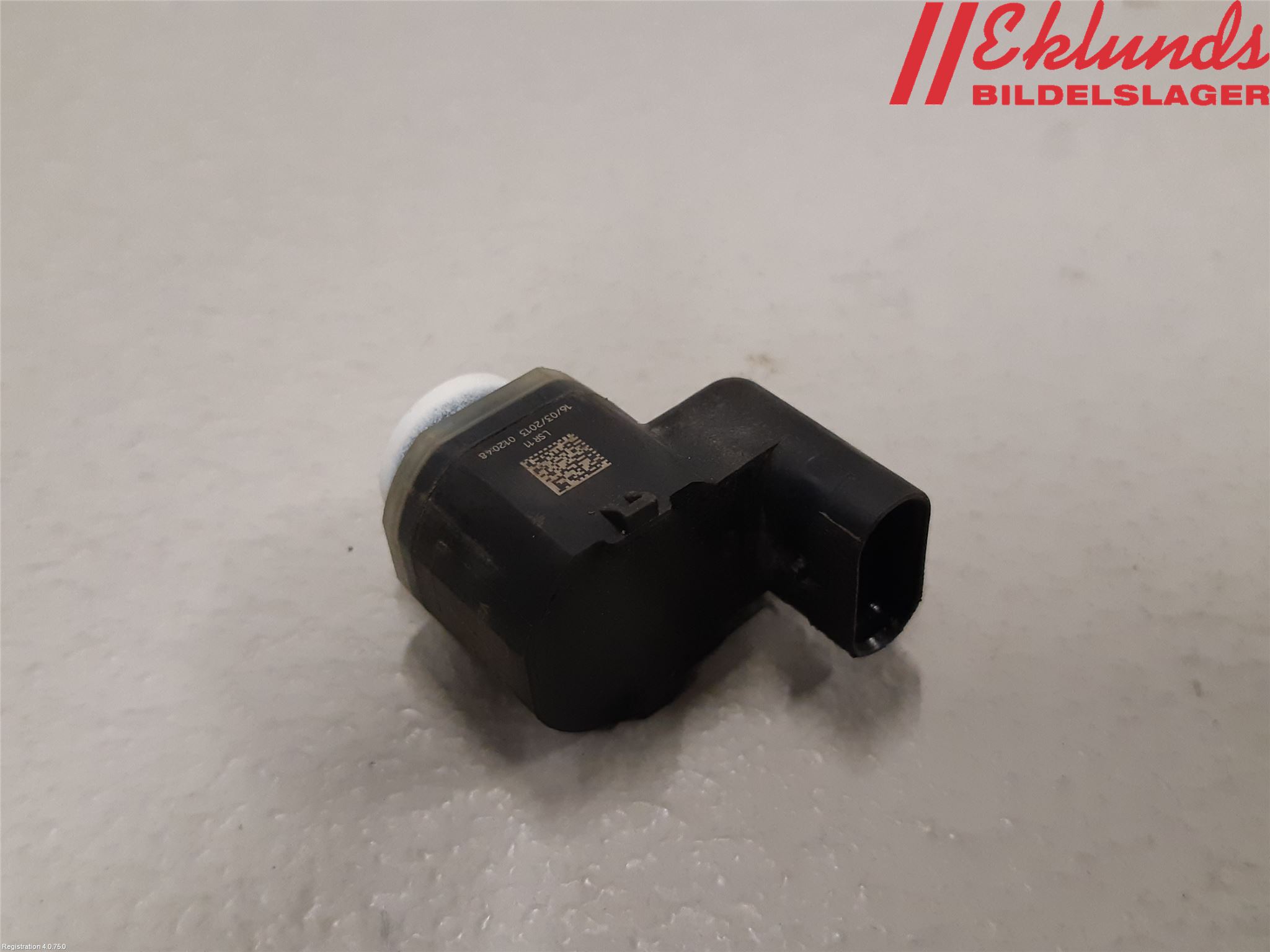 BMW 5 F10/F11/F18 09-17 Parkeringshjälp Frontsensor
