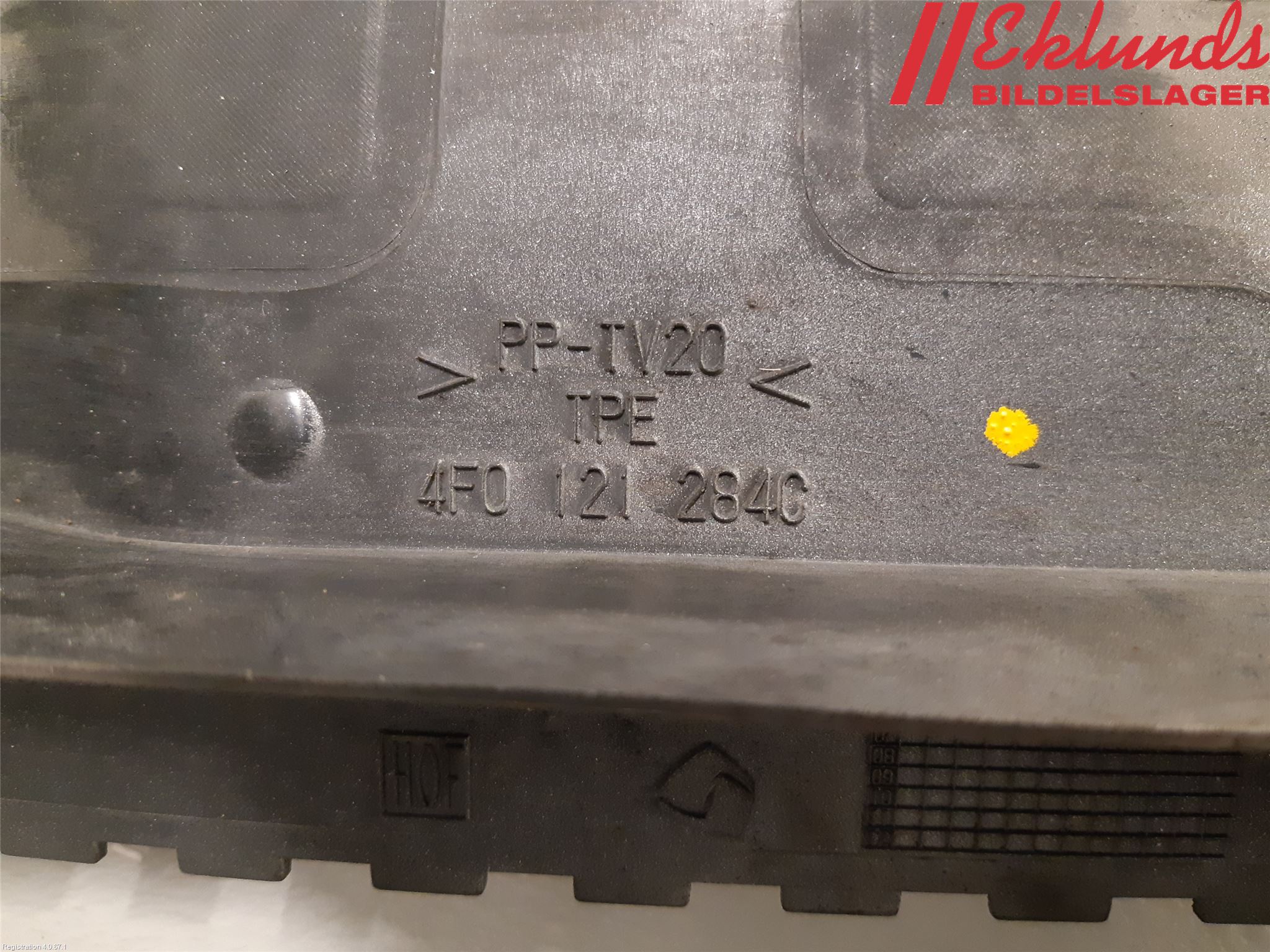 Audi A6/S6     05-11 Deflektor Plåt-Plast Kylning