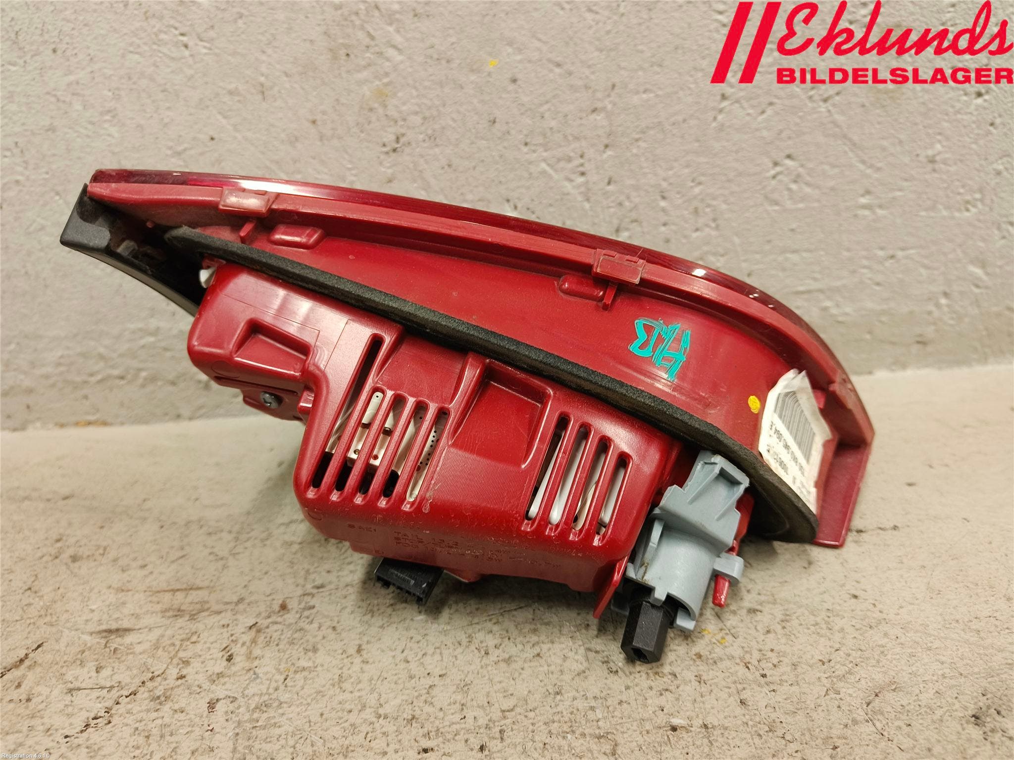 Audi A4 12-15 Bakljus Lucka Hö