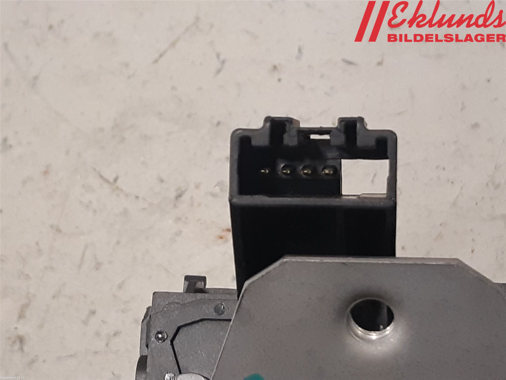 Ford KUGA 08-12 Låskista Baklucka