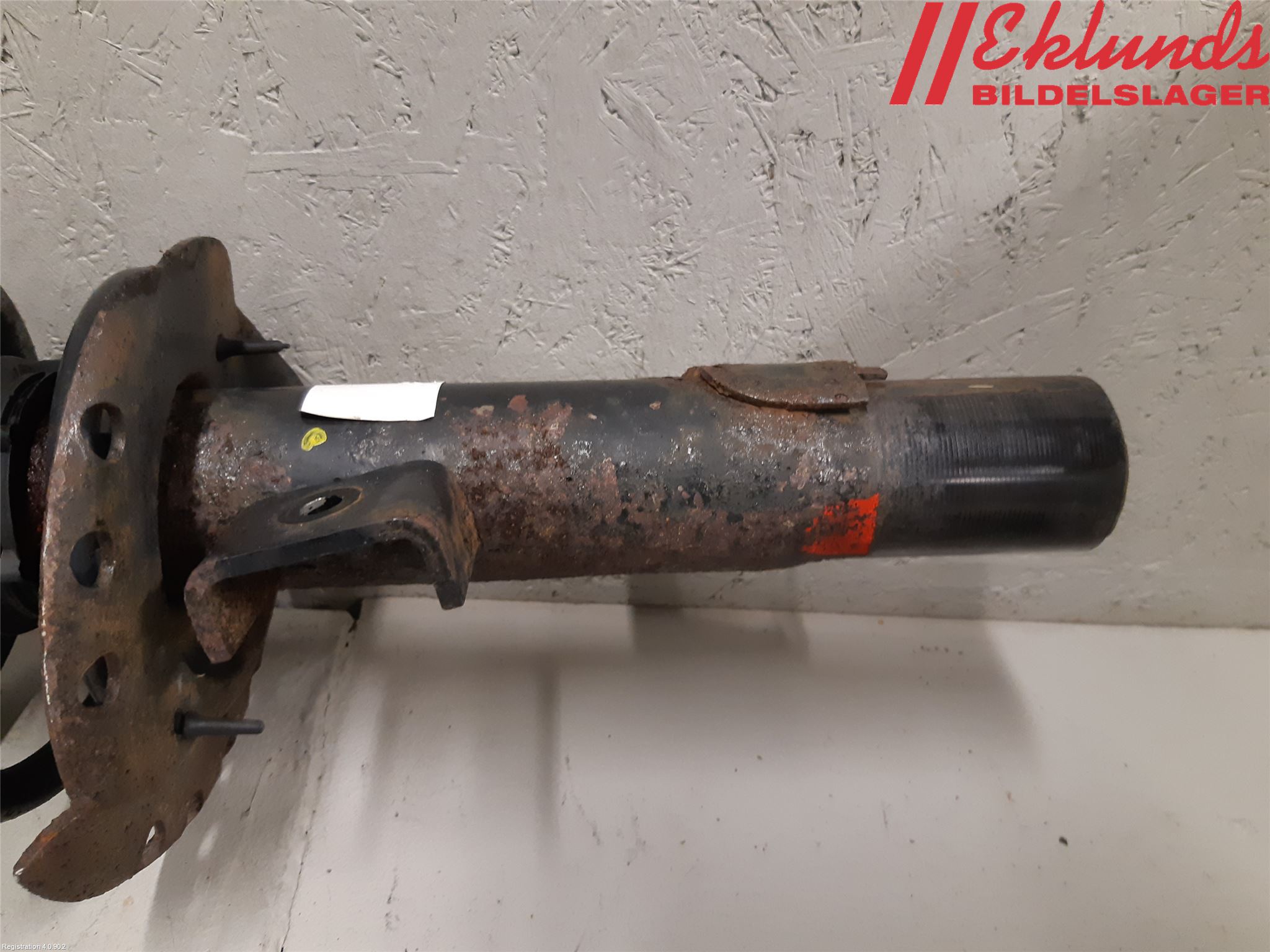 Volvo V70 14-16 Fjäderben Fram Vänster