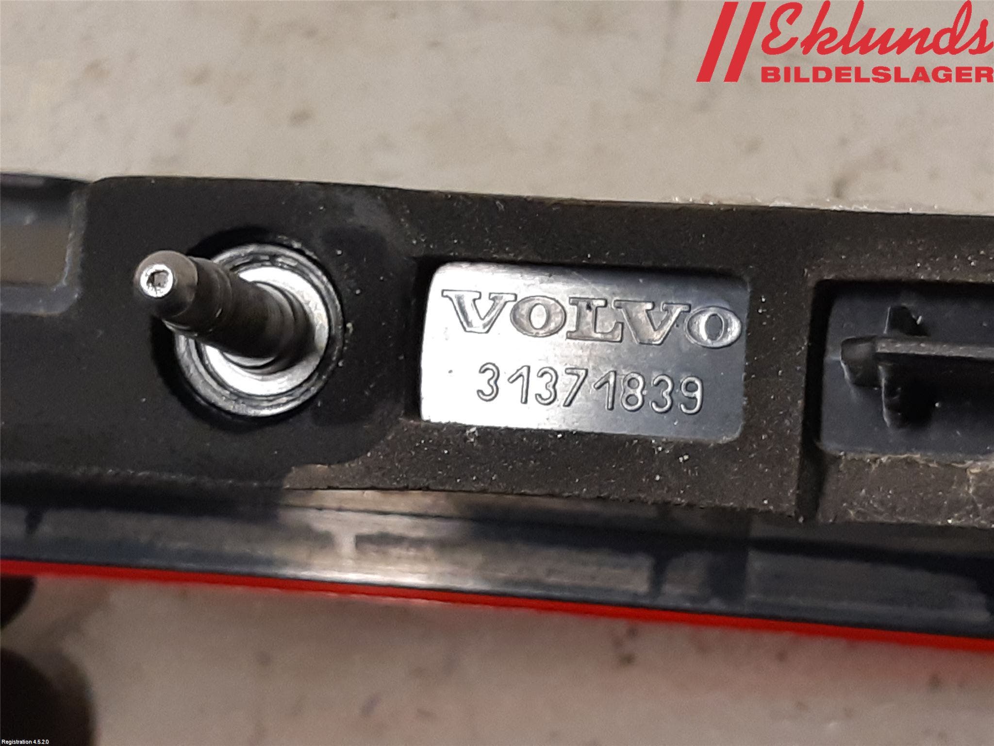 Volvo V90 17->> Bromsljus Bakruta