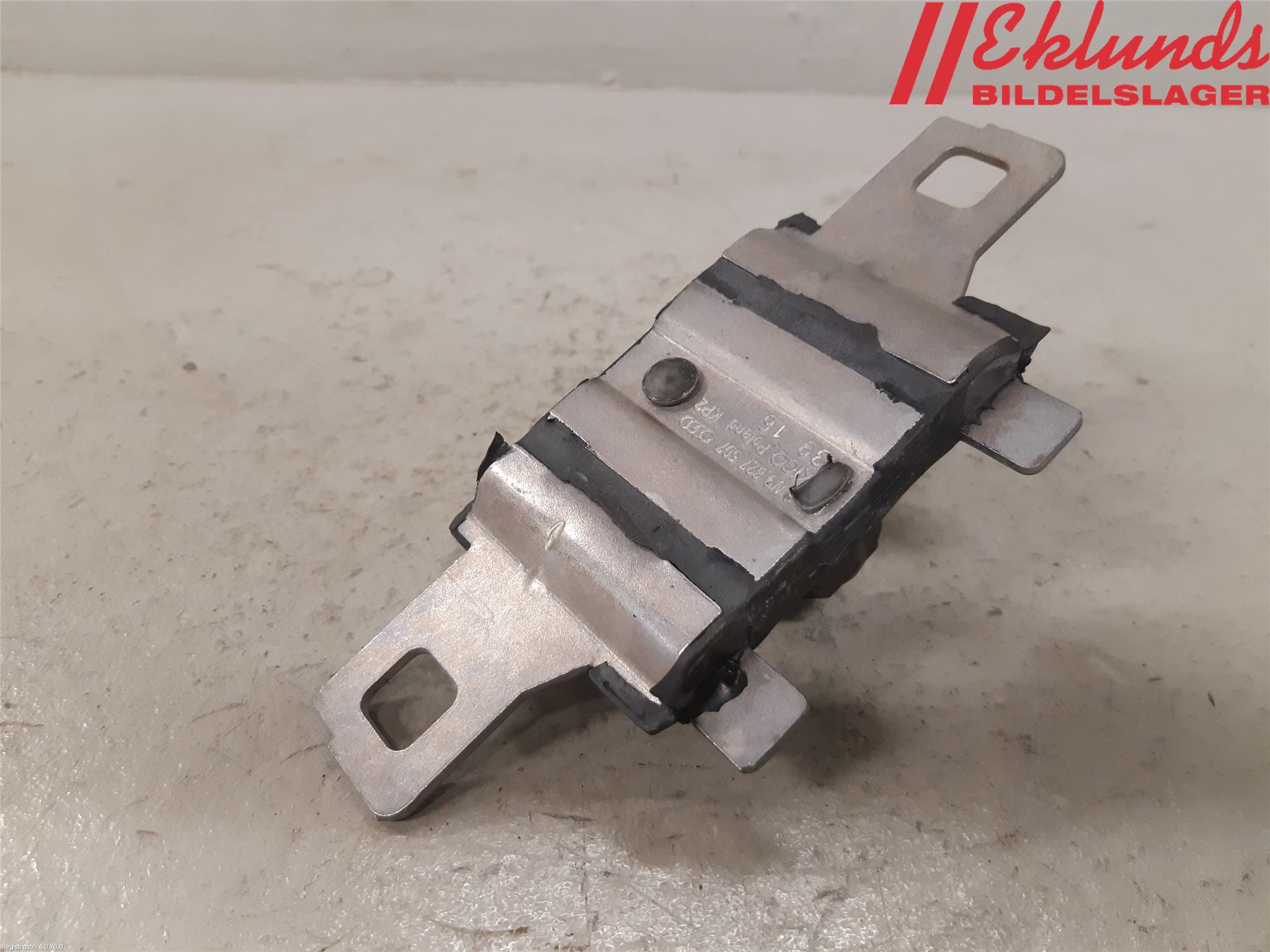 Audi Q2/SQ2 17- Låskista Baklucka