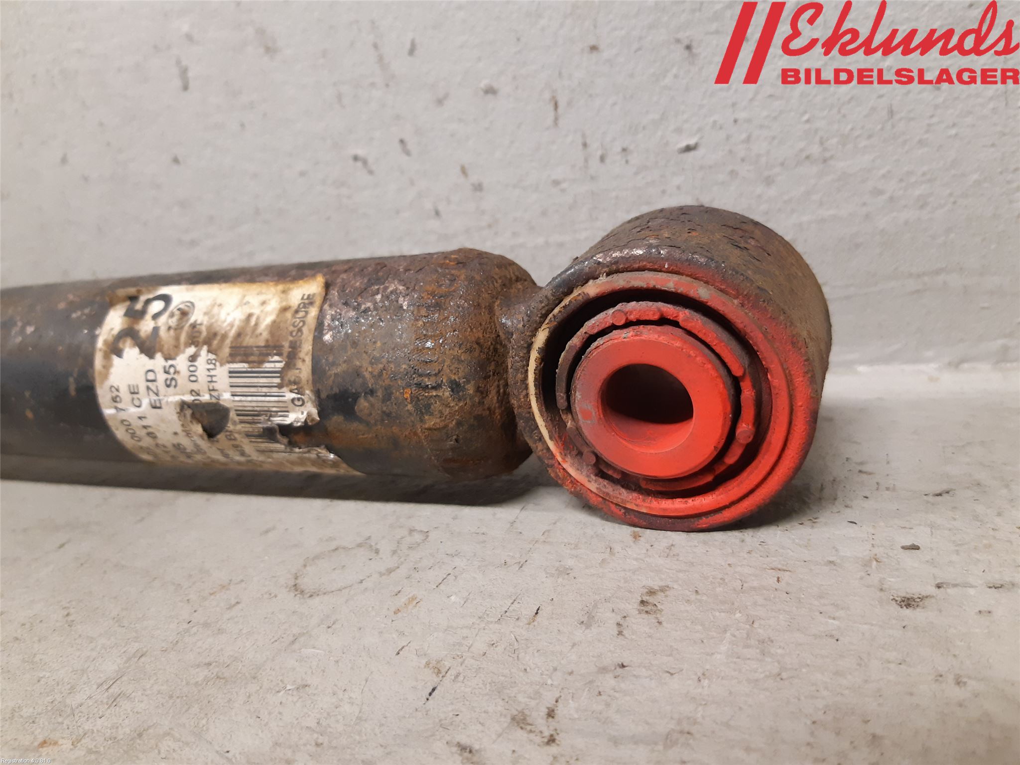 Volkswagen VW PASSAT 11-14 Stötdämpare Bak