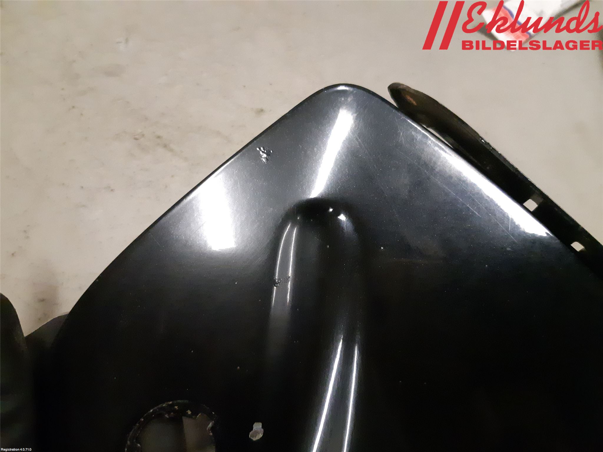 Nissan NAVARA 05-16 Tanklucka