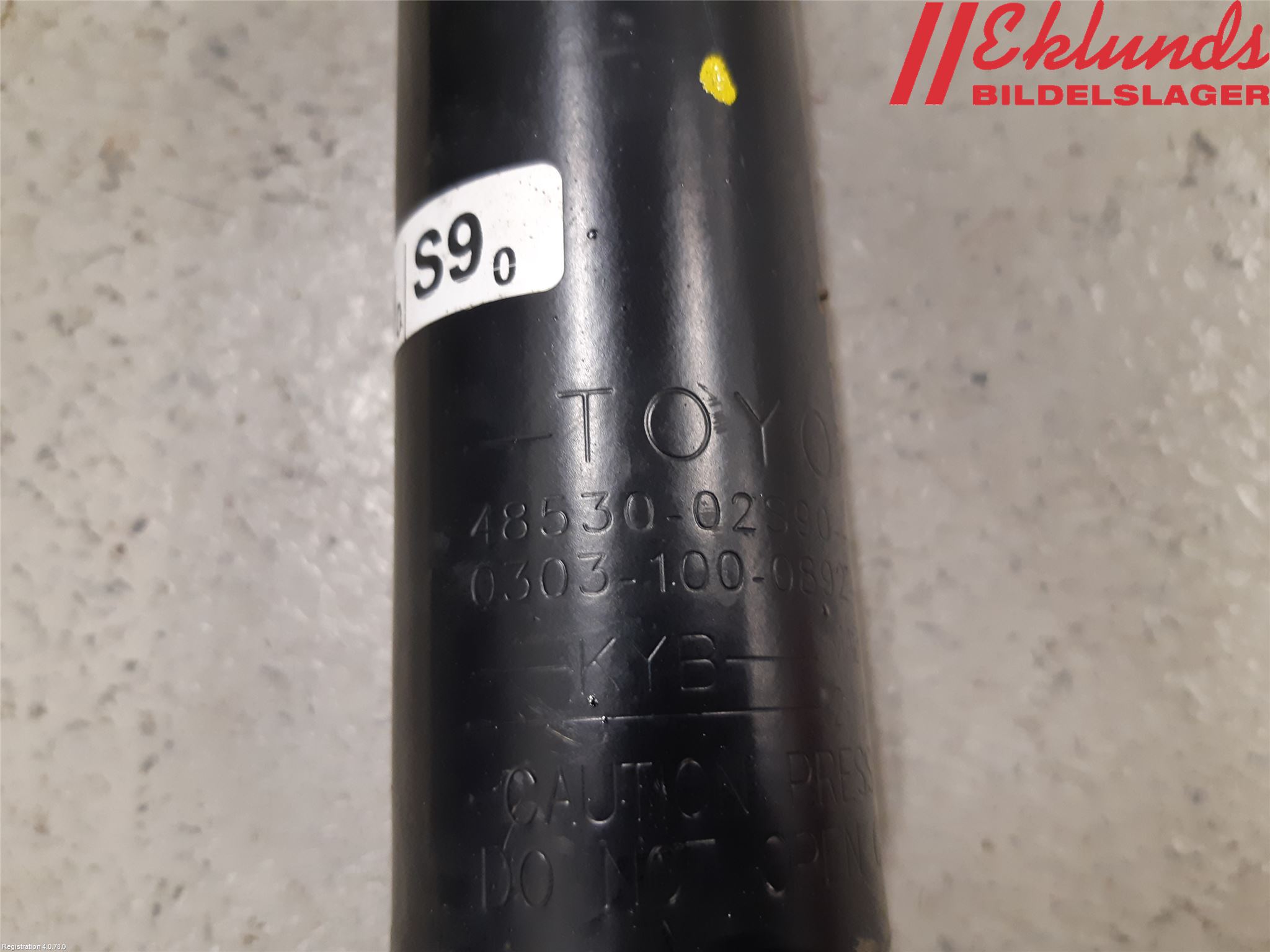 Toyota COROLLA 19- Stötdämpare Bak