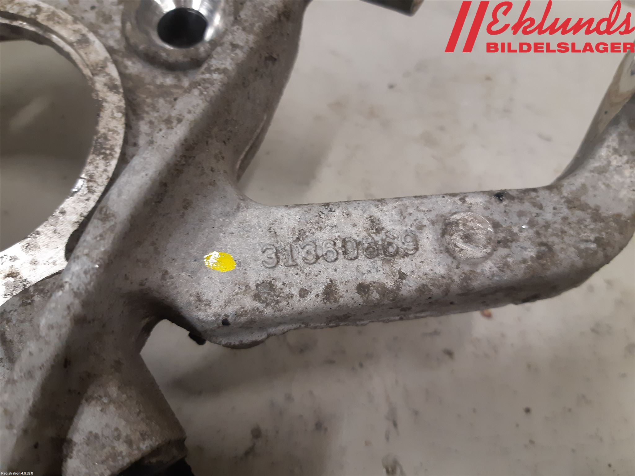 Volvo V90 17->> Hjullagerhus-Spindel Vä B