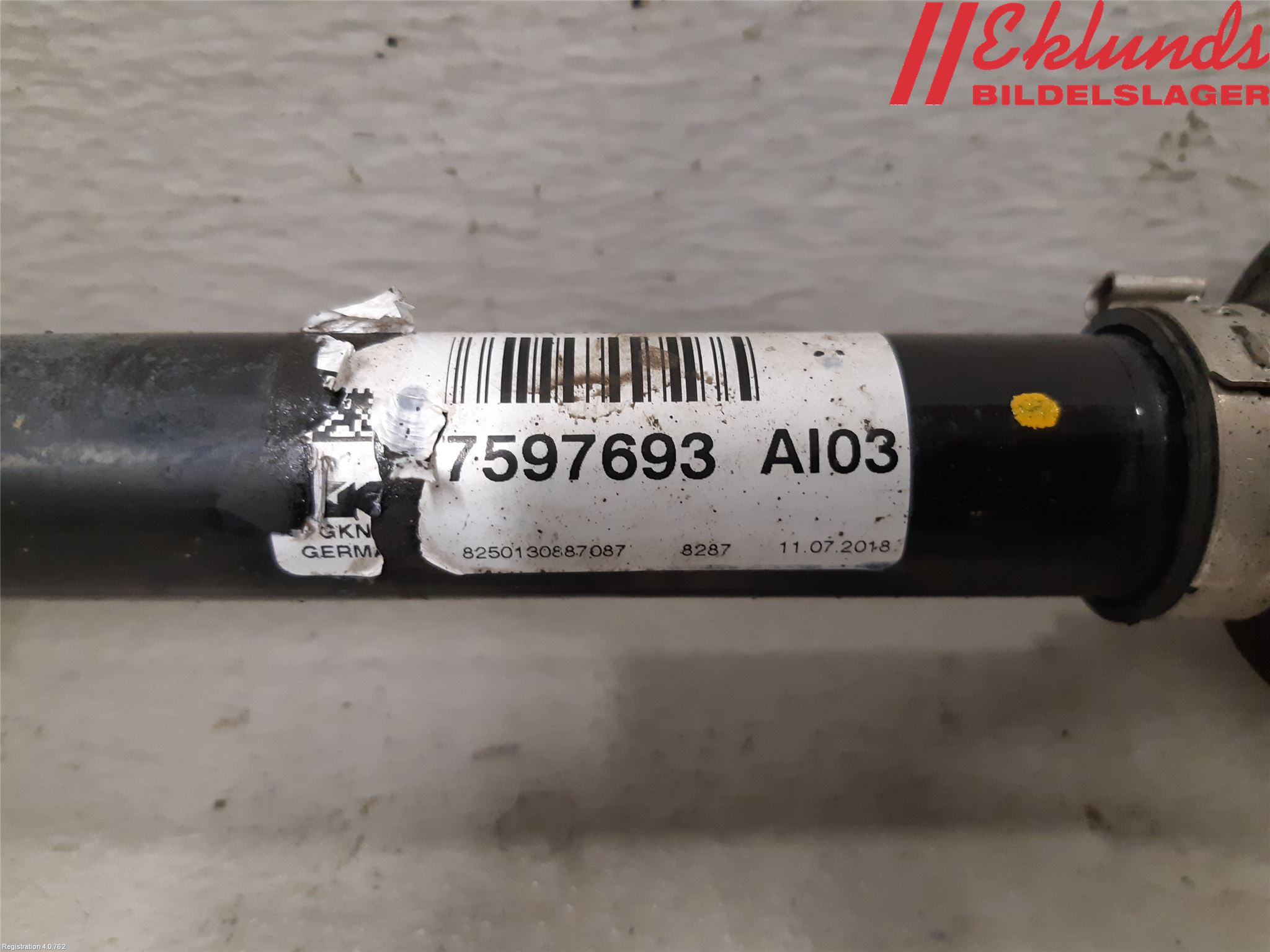 BMW 3 F30/F31/F80 12-19 Drivaxel Fram Vänster