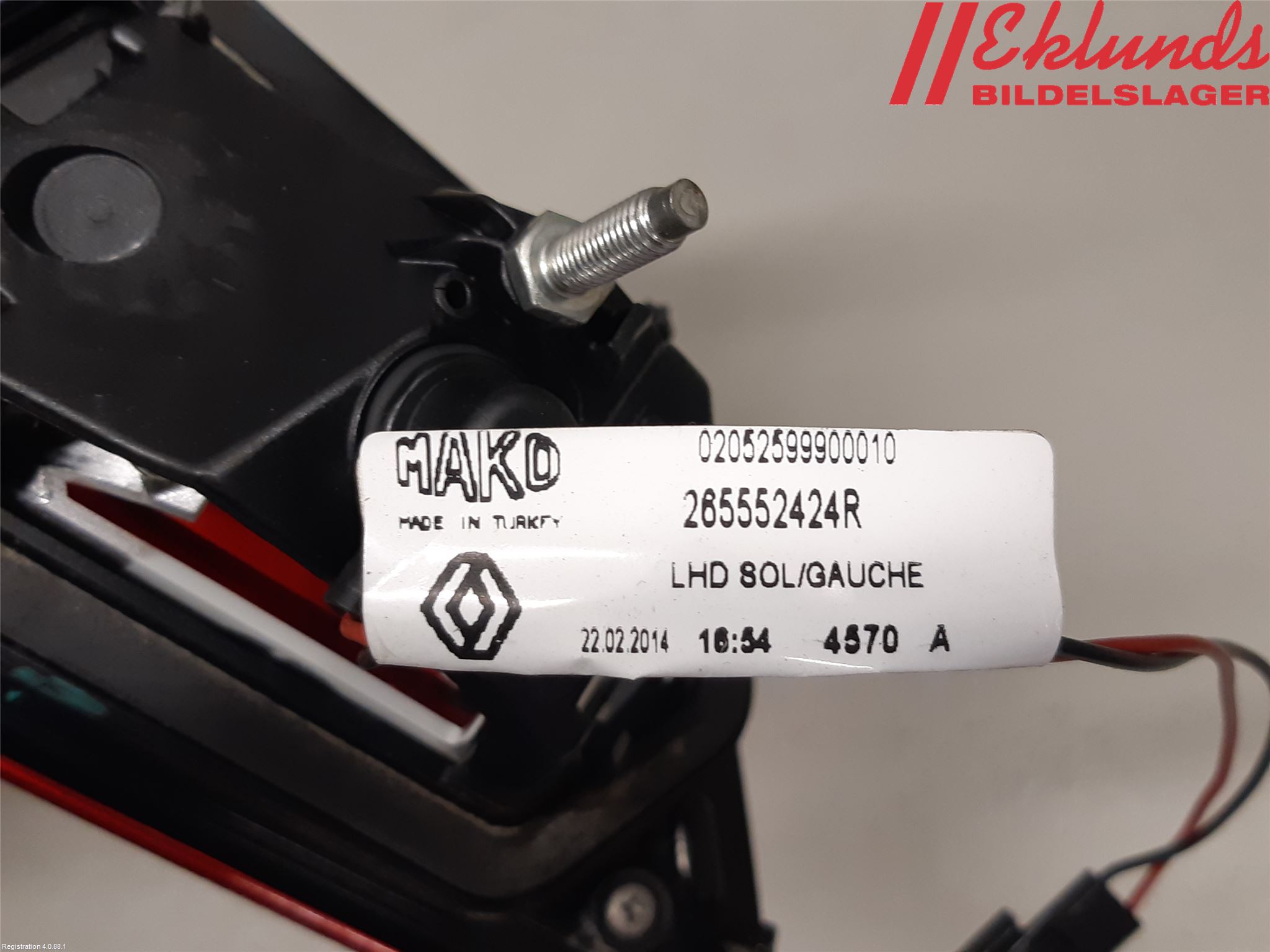 Renault CLIO IV 12-16 Bakljus Lucka Vä