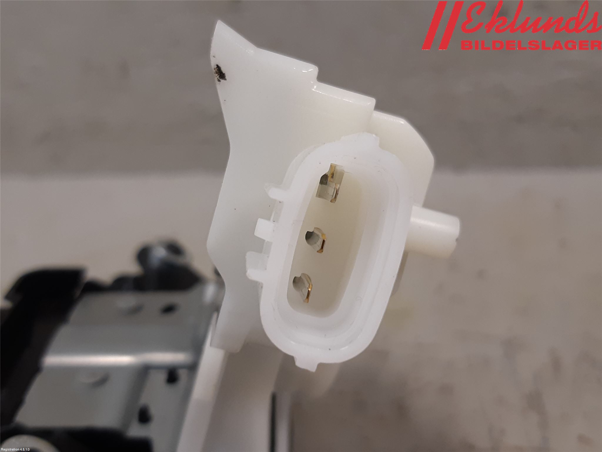 Toyota COROLLA 19- Låskista Baklucka