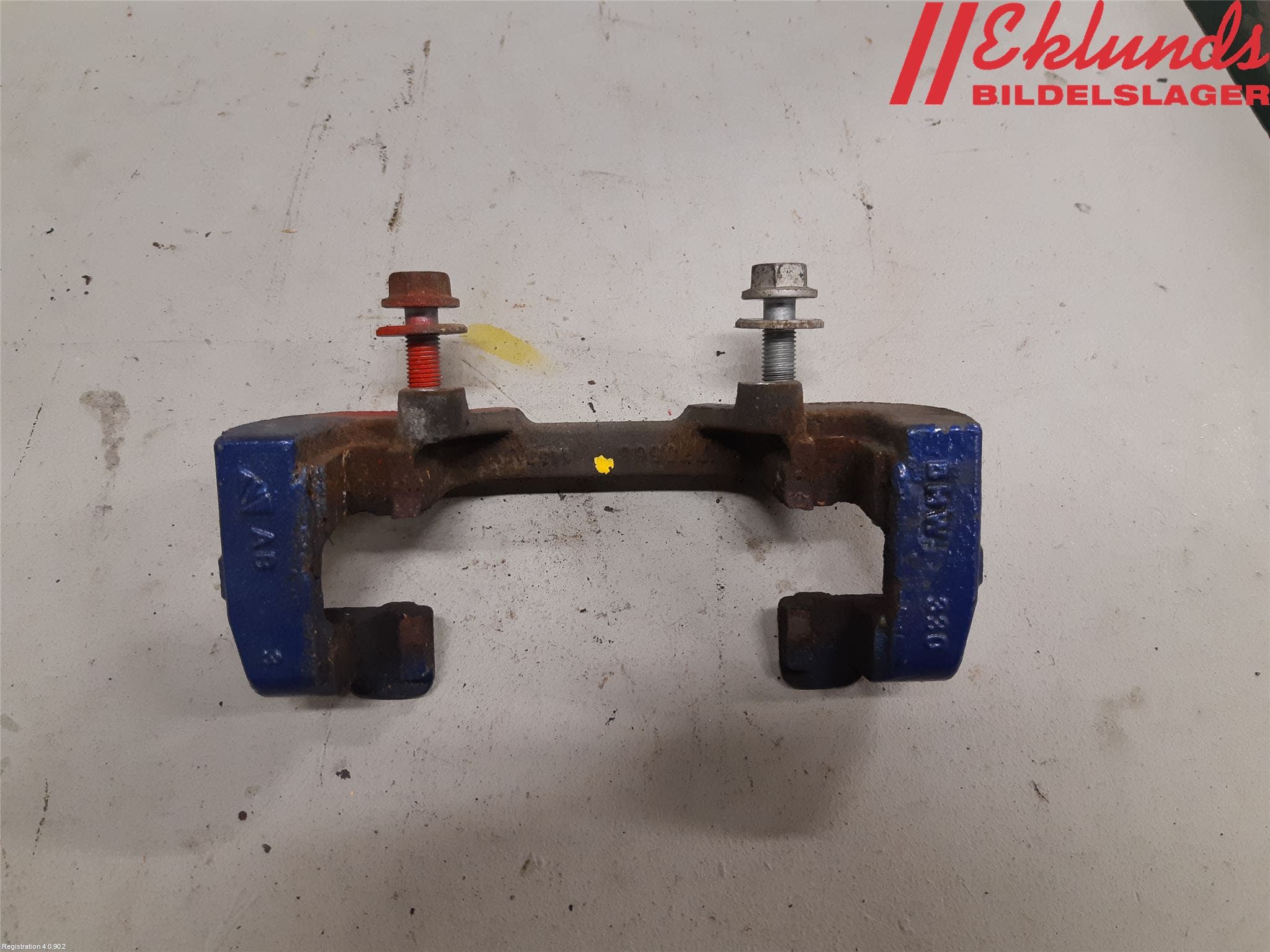 BMW 3 F30/F31/F80 12-19 Bromsokshållare