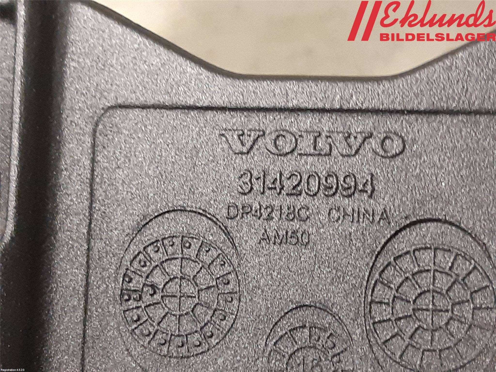 Volvo XC90/RECHARGE 16- Inredning Armstöd