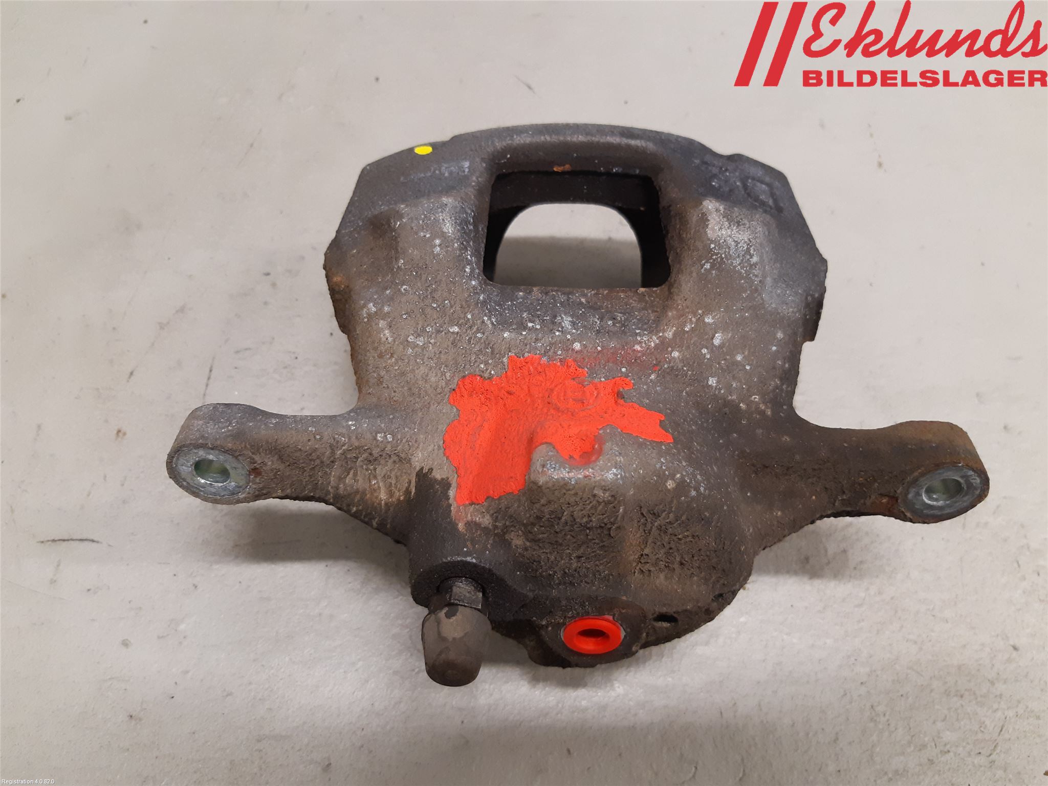 Toyota AURIS 13-19 Bromsok Fram Vänster