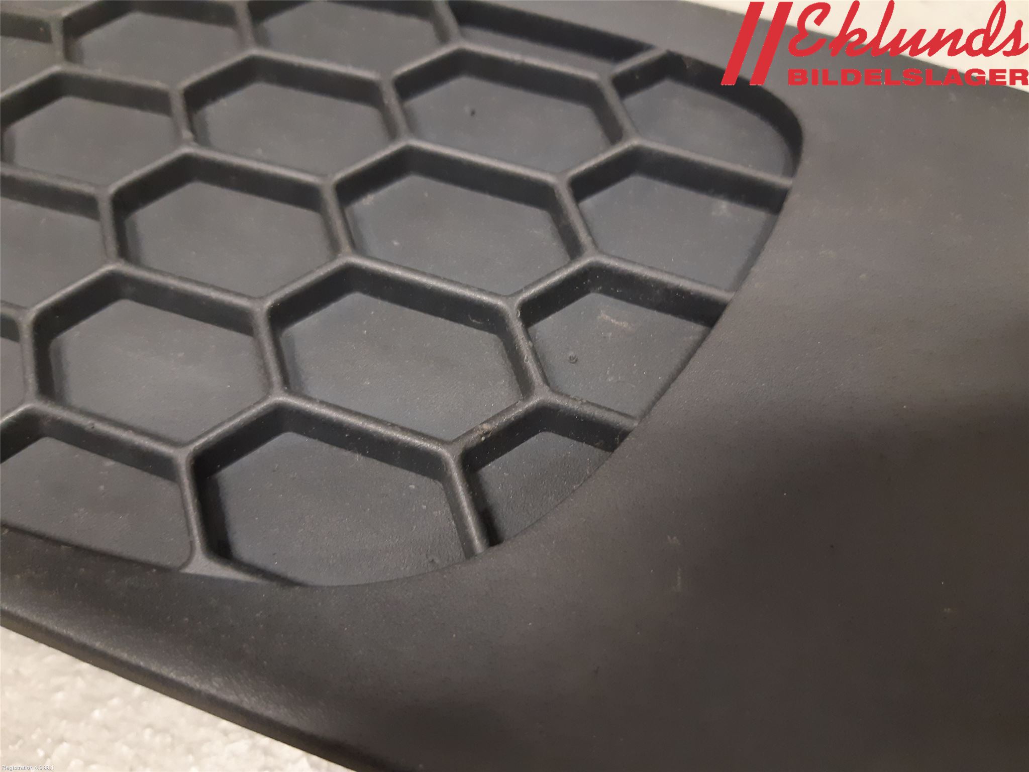 Volvo S80 07-13 Dimljussarg Fram