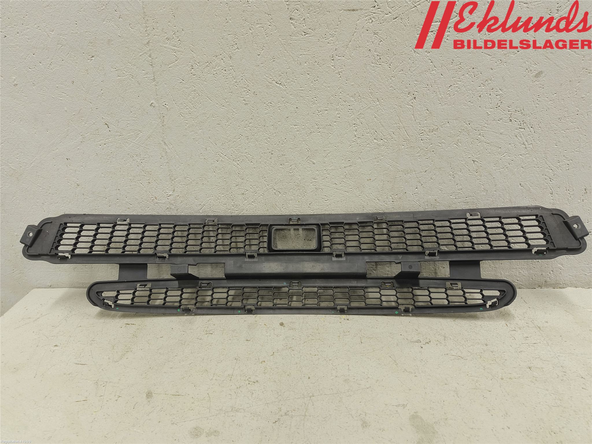 Tesla MODEL S 13- Grill-Galler