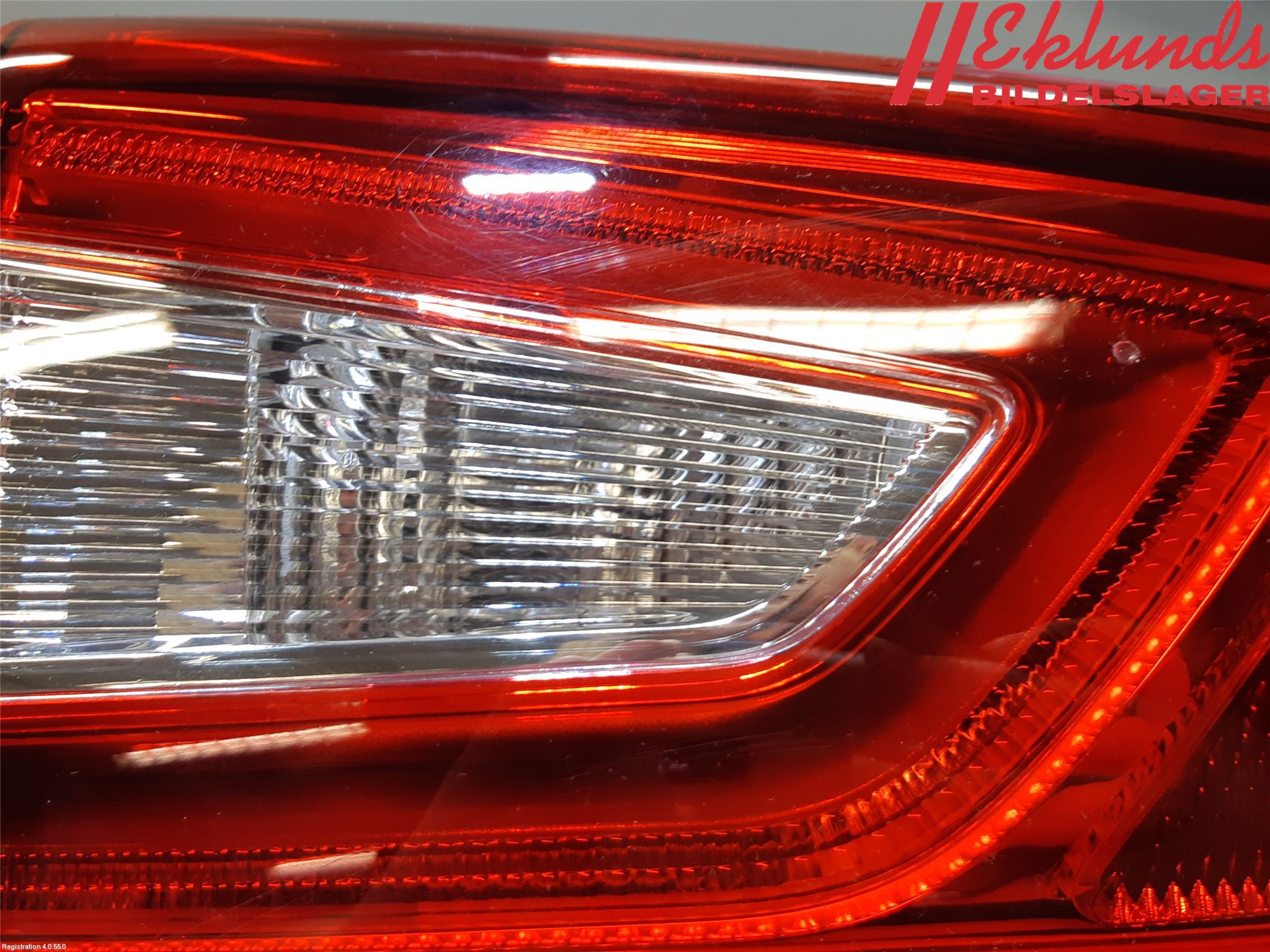 Nissan QASHQAI 14-17 Bakljus Lucka Vä
