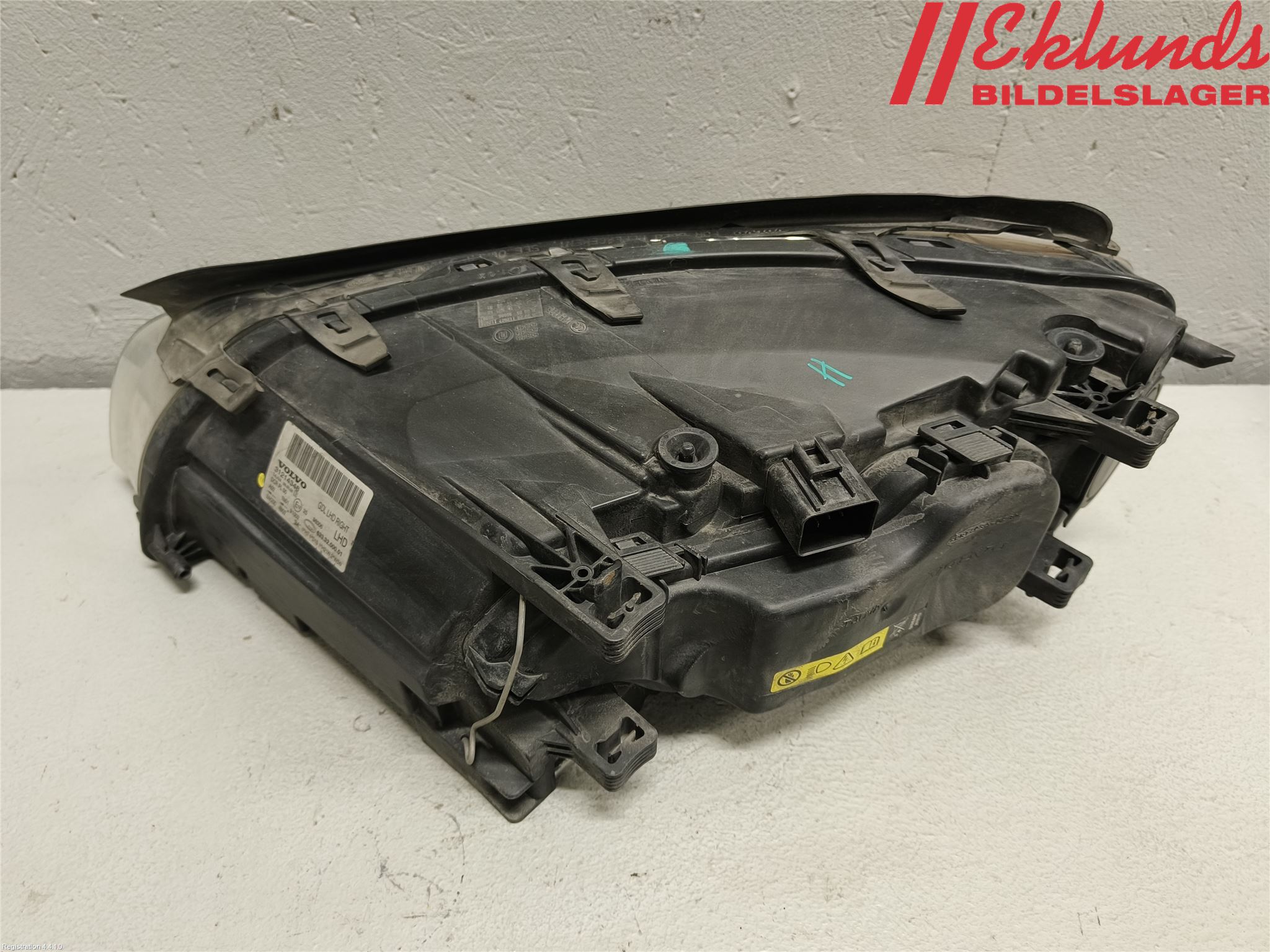 Volvo V70 08-13 Strålkastare Höger