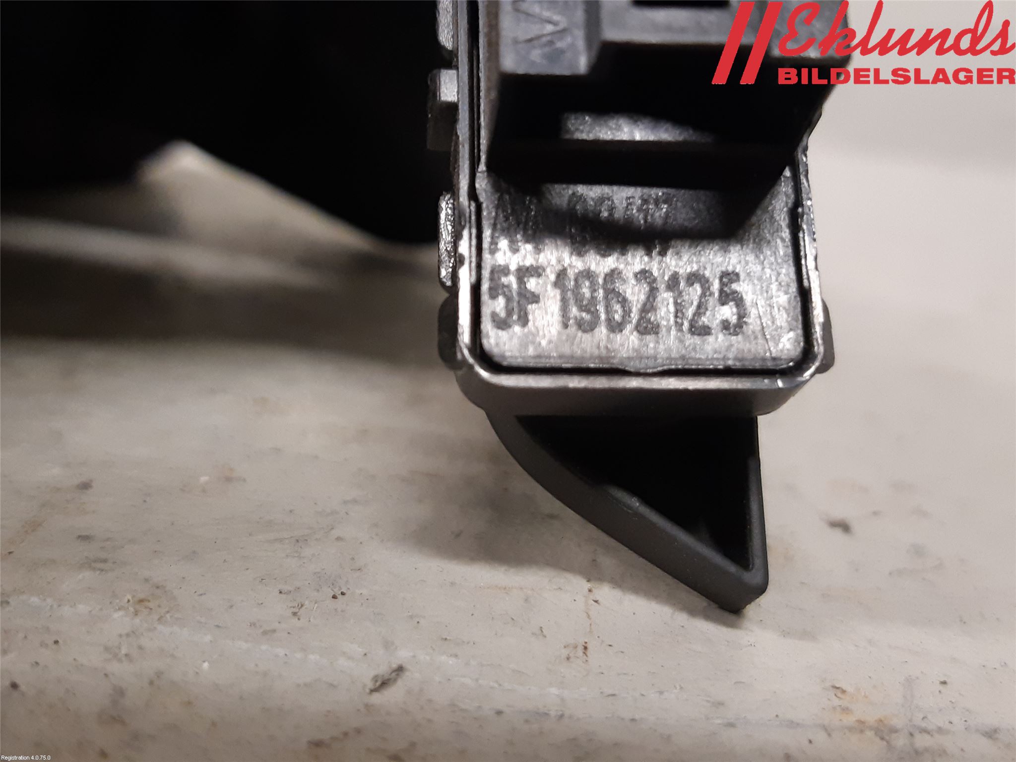 Seat ATECA 16->> Strömställare Centrallås