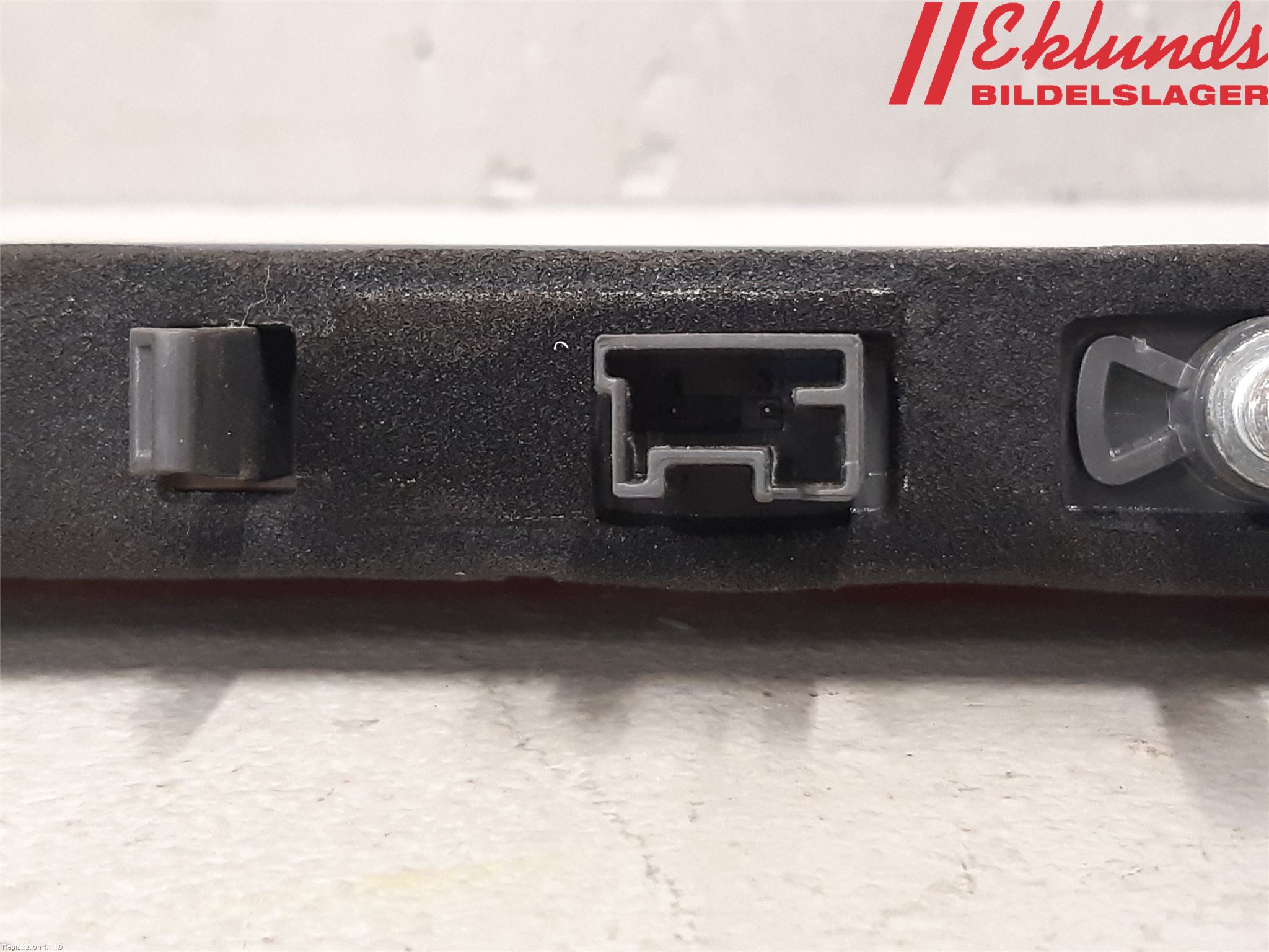 Peugeot 2008/E-2008 20- Bromsljus Bakruta