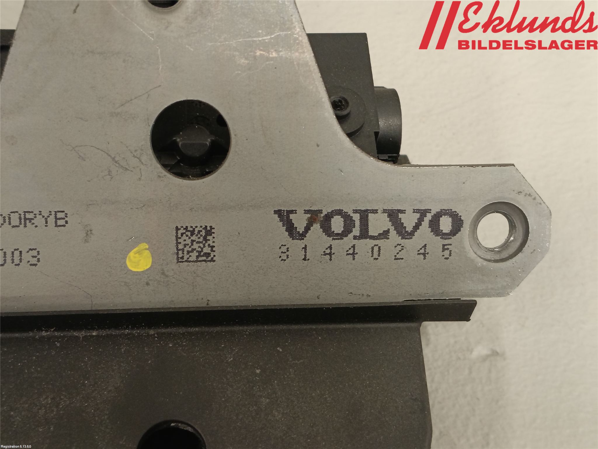 Volvo V40 12-19 Låskista Baklucka