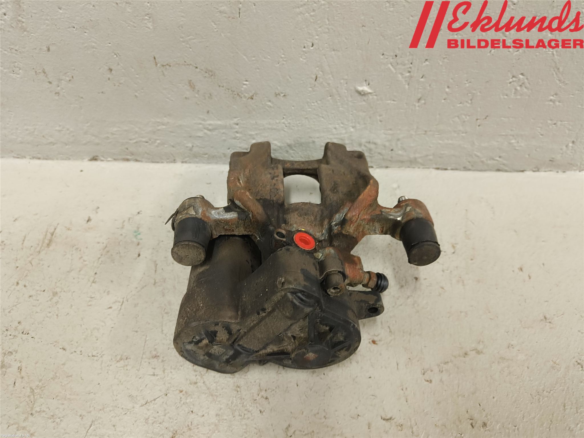 Ford KUGA 17-19 Bromsok Bak Vänster