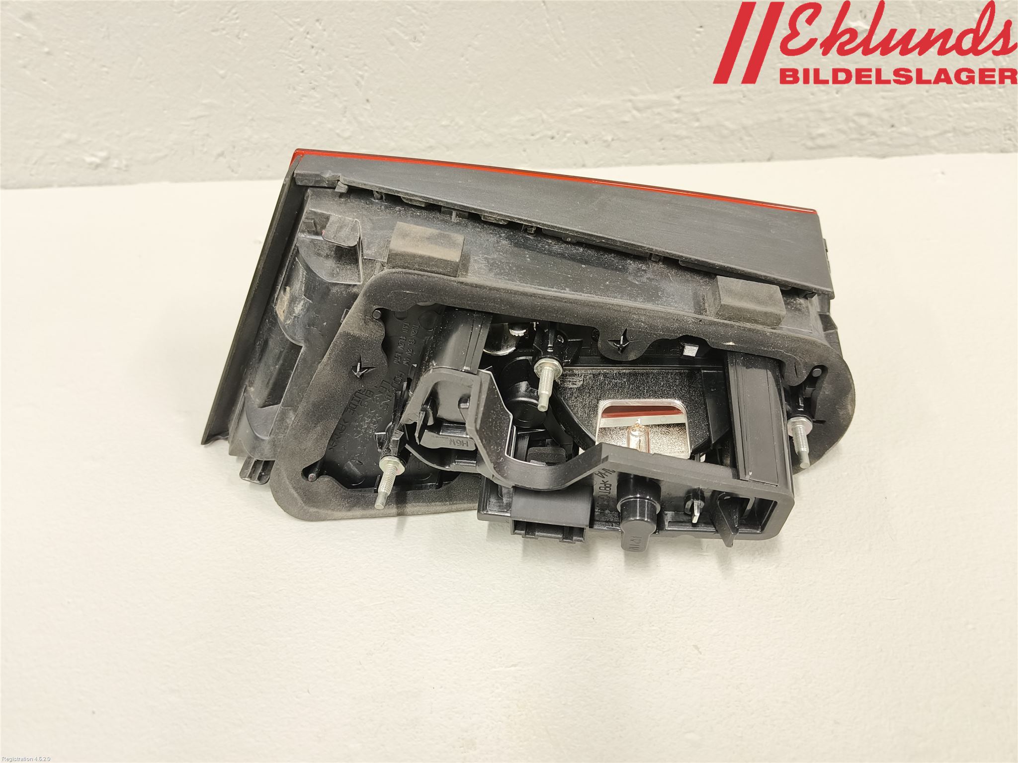 Audi A3/S3 8V 13-20 Bakljus Lucka Vä