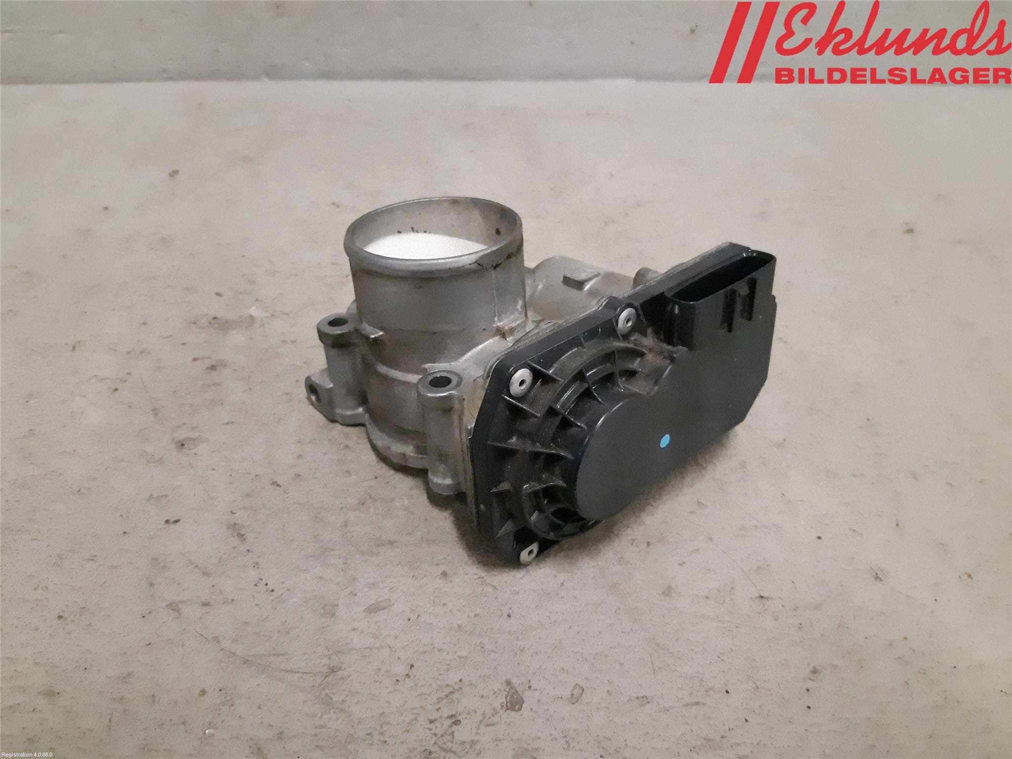 Suzuki SX4 S-CROSS 14-21 Injspjällhus