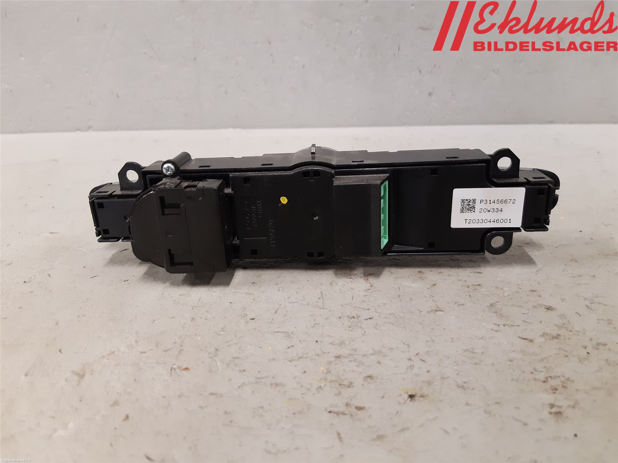 Volvo XC40/RECHARGE 18- Strömställare Multifunktion