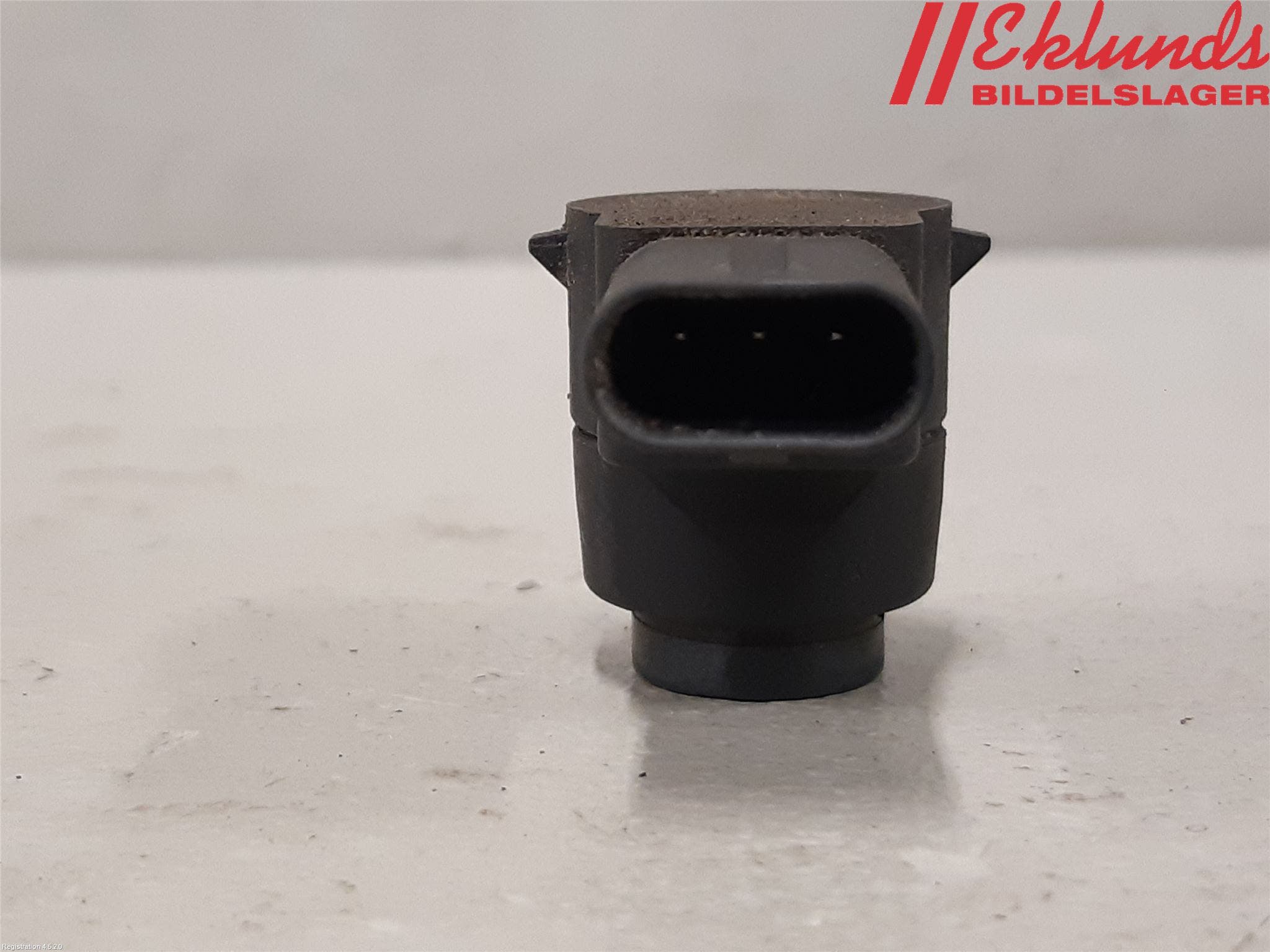 Mercedes-Benz MB E-KLASS (W212) 09-16 Parkeringshjälp Frontsensor