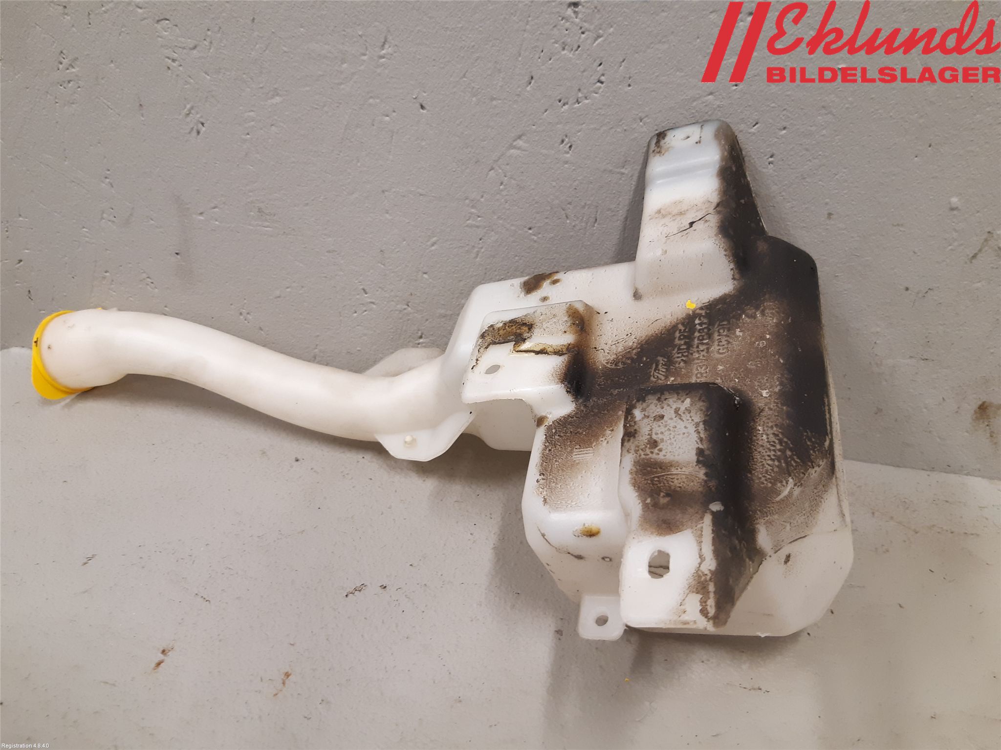 Ford MUSTANG VI 15-22 Spolartank Vindruta