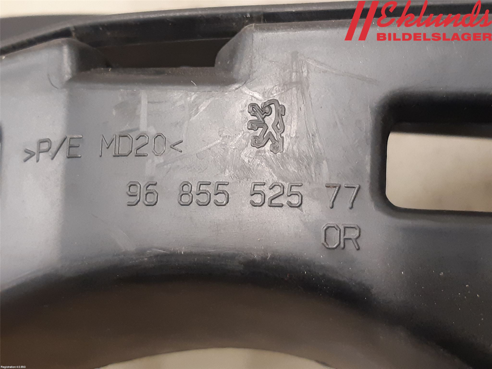 Peugeot 3008 09-16 Stötfångarfäste Bak Vä