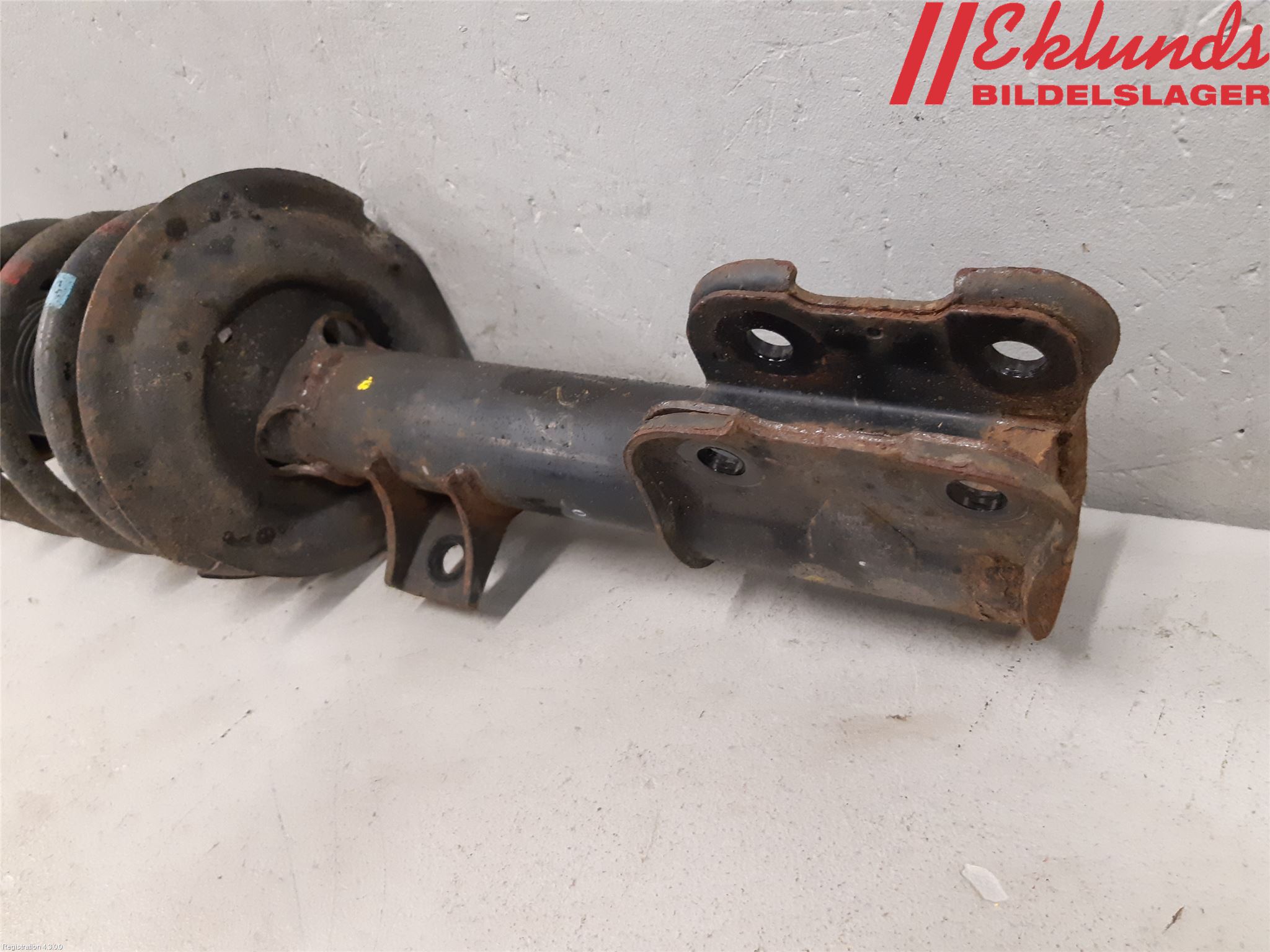 Hyundai SANTA FE 13-18 Fjäderben Fram Höger
