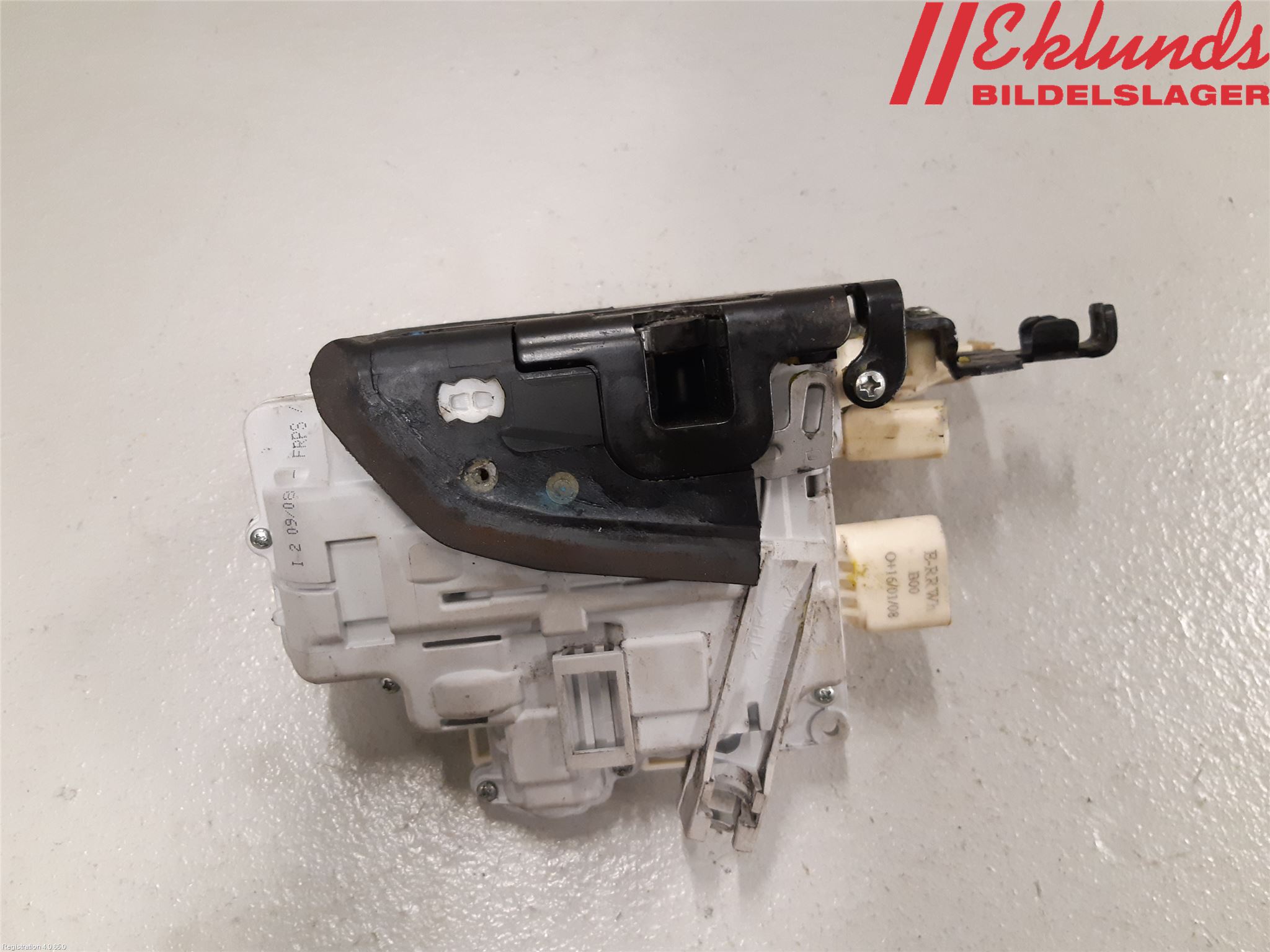 Audi A8/S8 4E  02-09 Låskista-Dörrlås