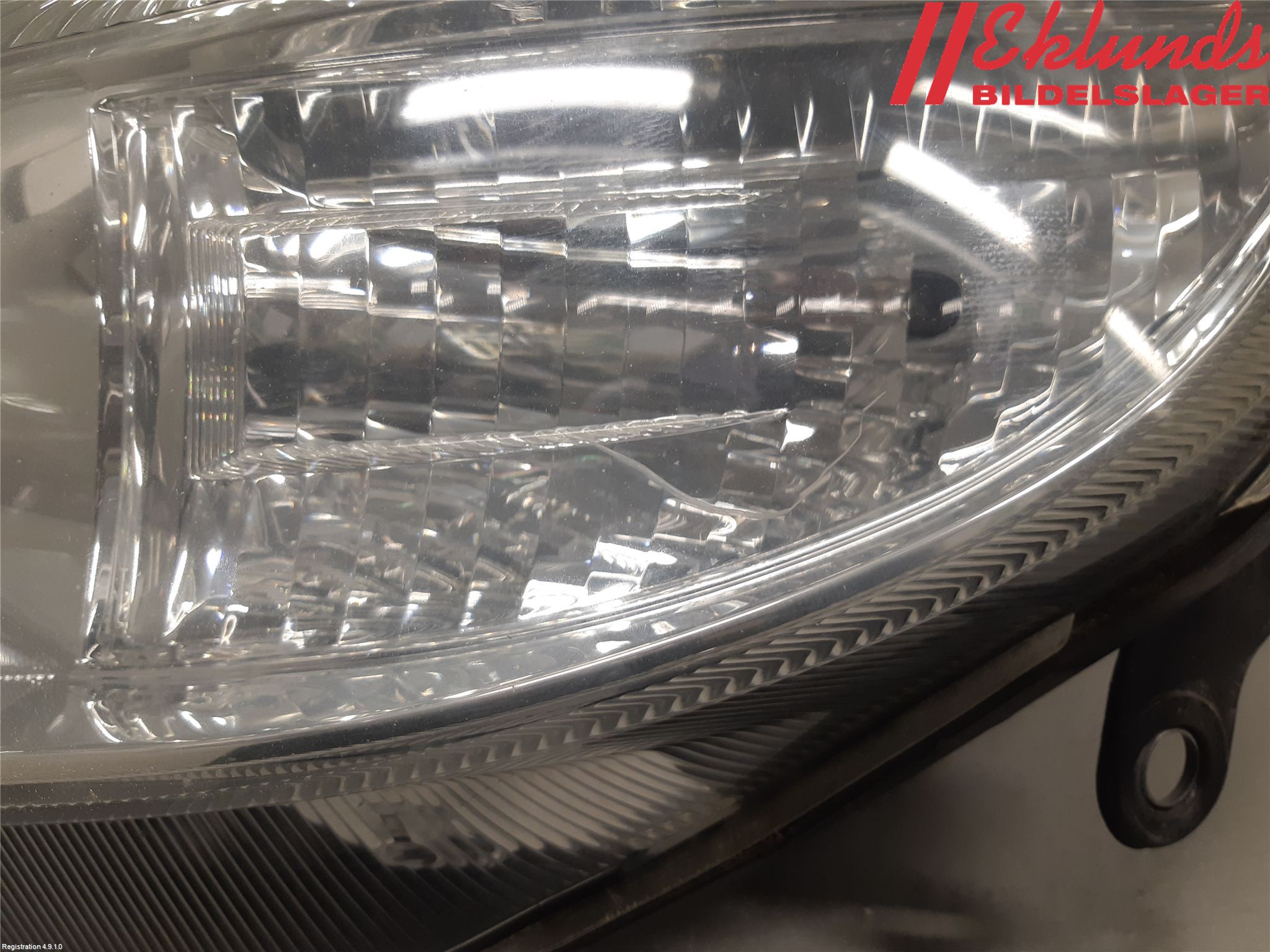 Skoda FABIA 07-14 Strålkastare Vänster