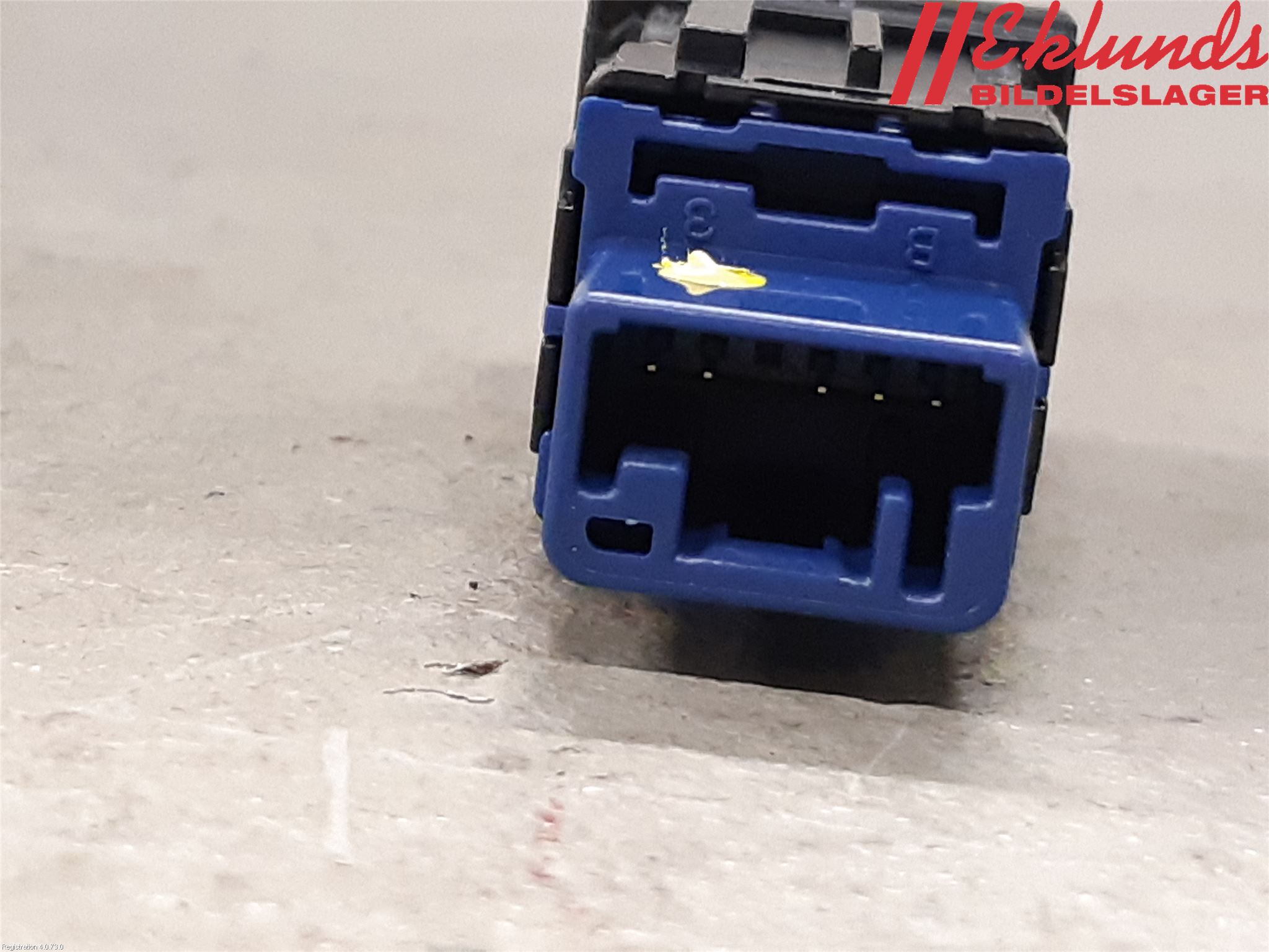 Toyota COROLLA 19- Strömställare Elruta