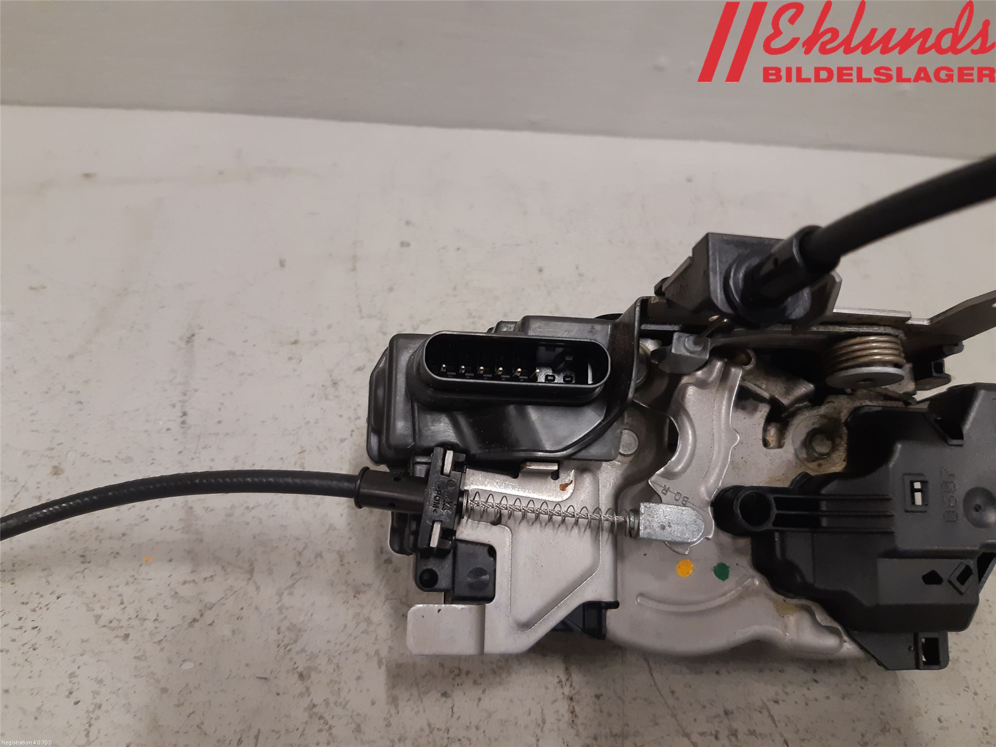 Volvo V90 17->> Låskista-Dörrlås