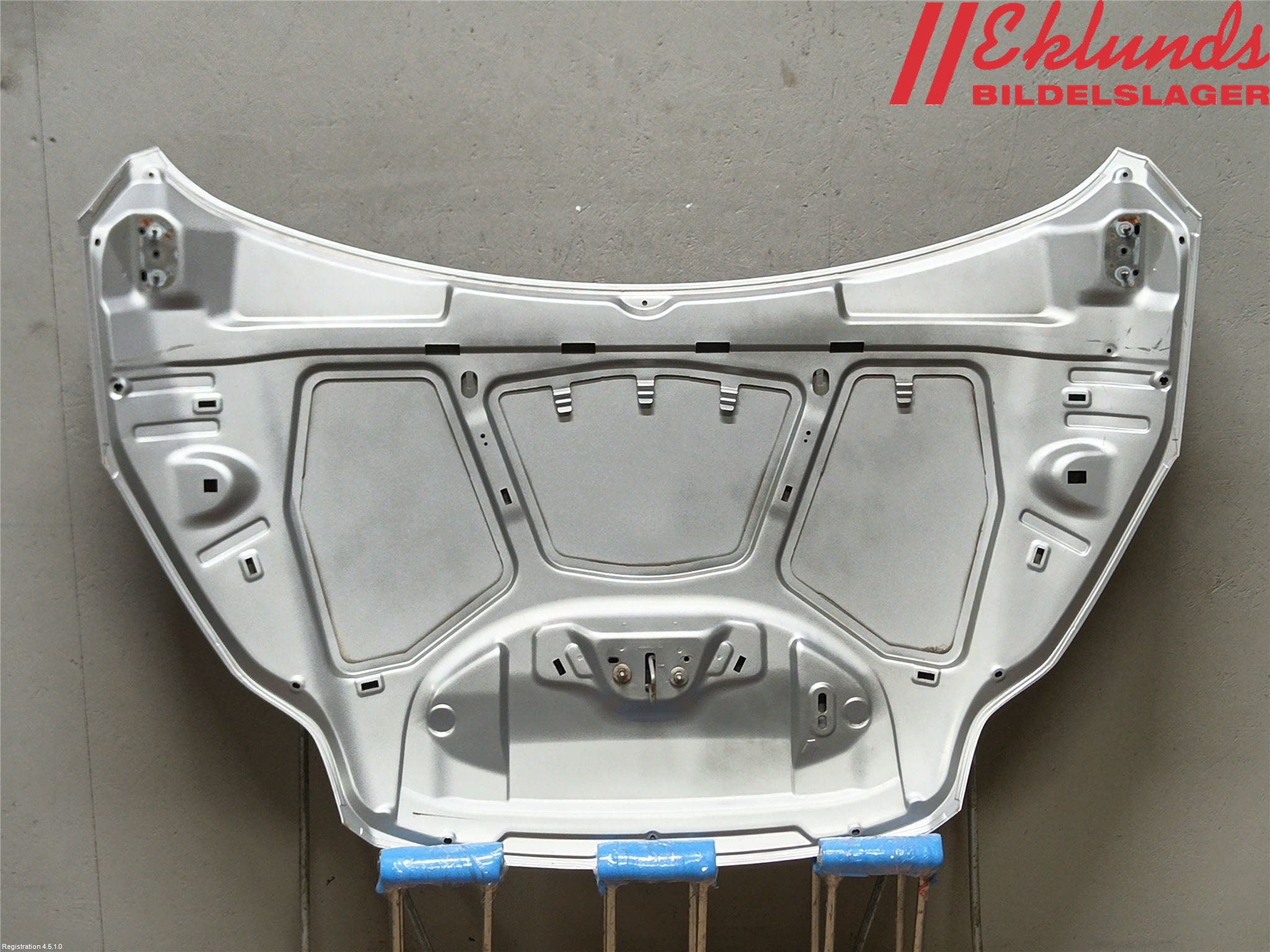 Ford FOCUS 11-14 Huv Fram