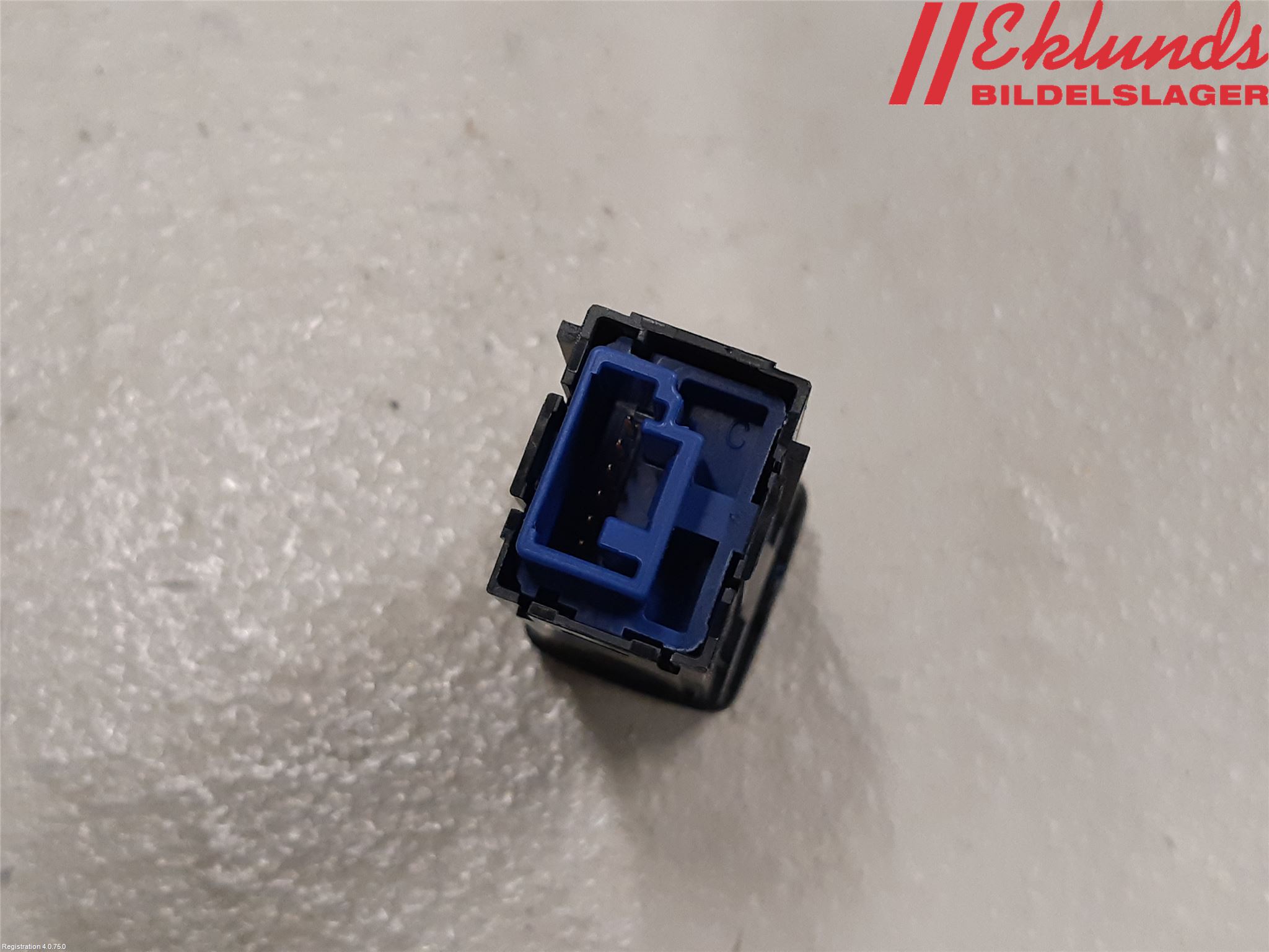 Toyota COROLLA 19- Strömställare Stolvärme