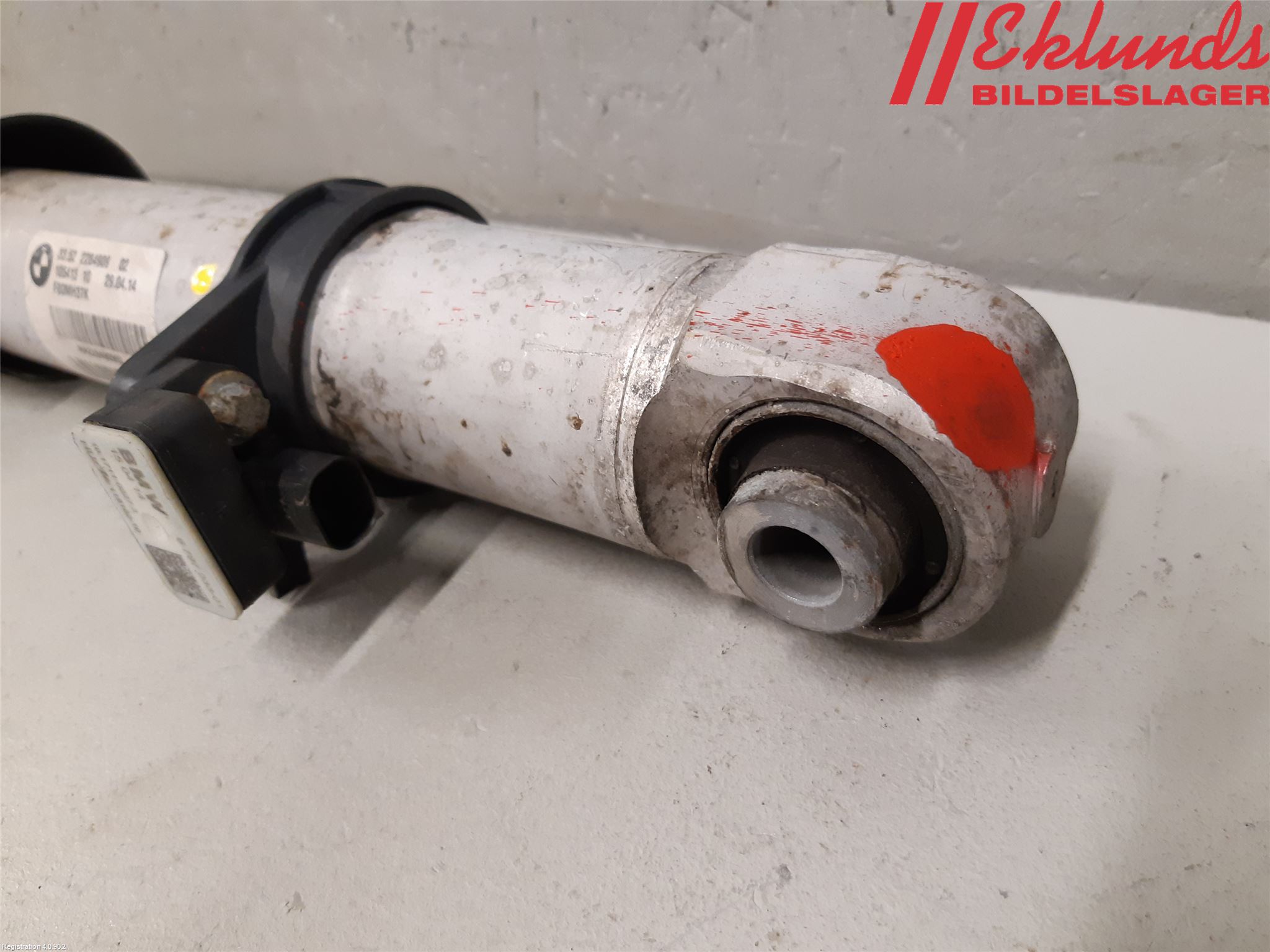 BMW 4 F32/F33/F82/F83 13-20 Stötdämpare Bak