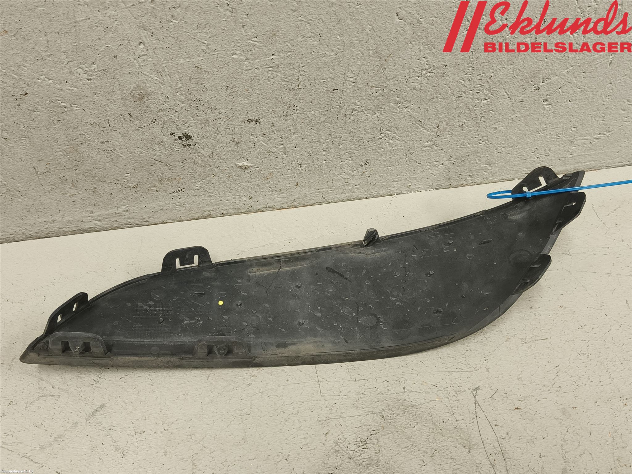 Opel ASTRA J 10-15 Grilldel Höger