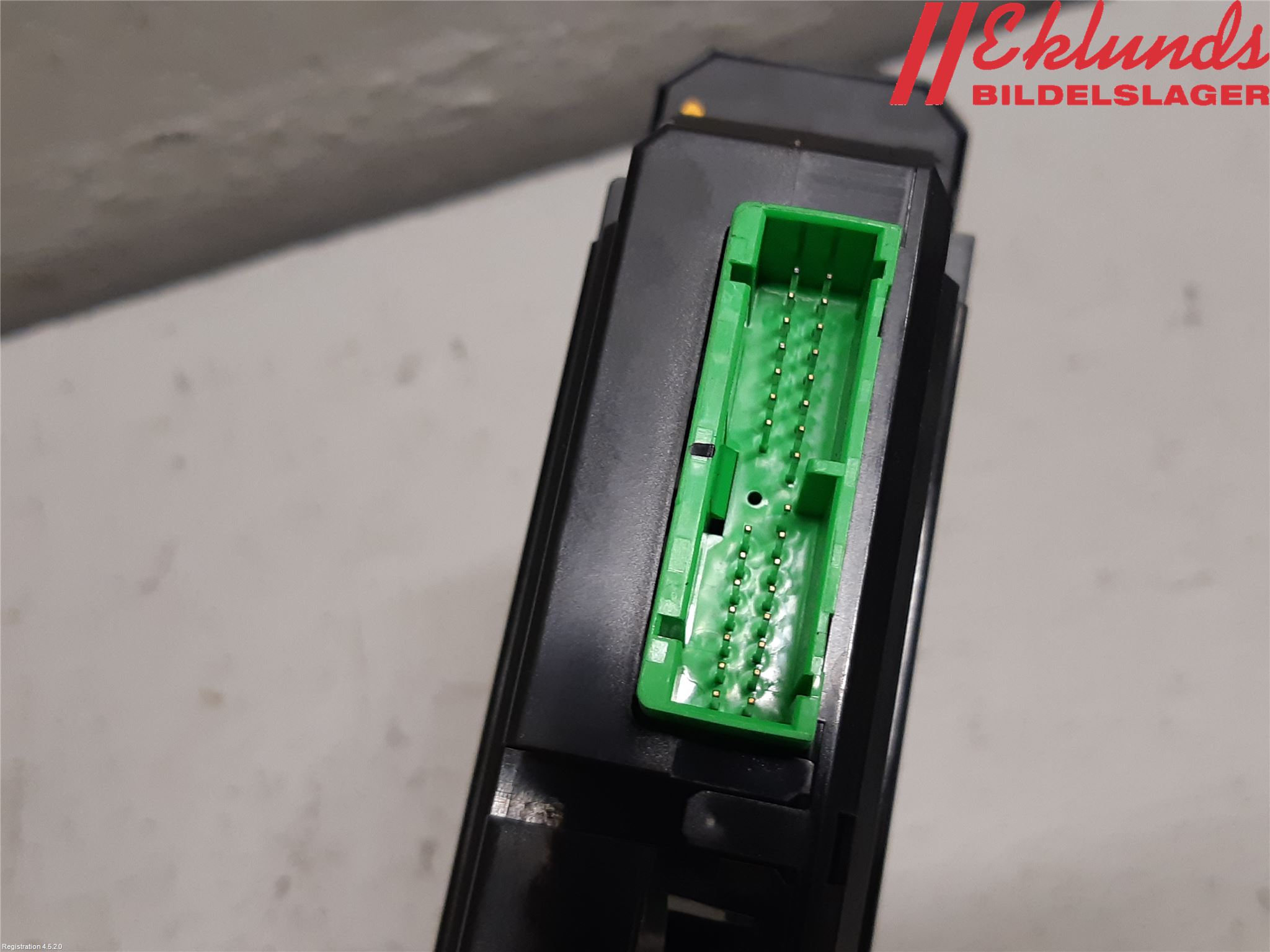 Volvo S60 01-04 Strömställare Elhiss