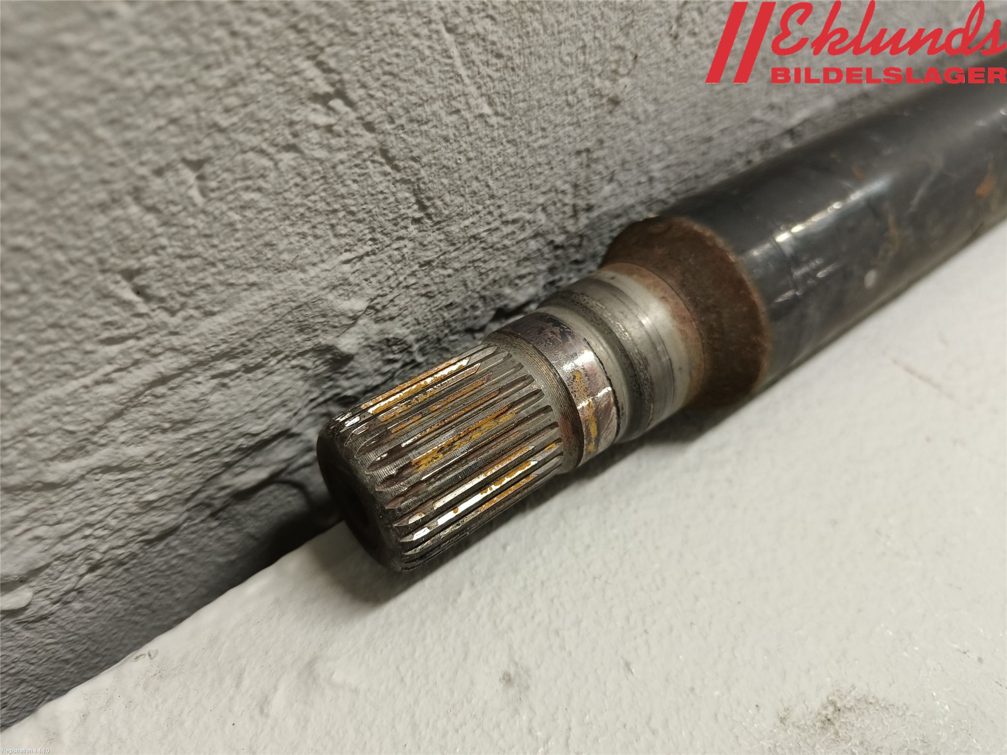 Volvo V70 08-13 Drivaxel Fram Höger