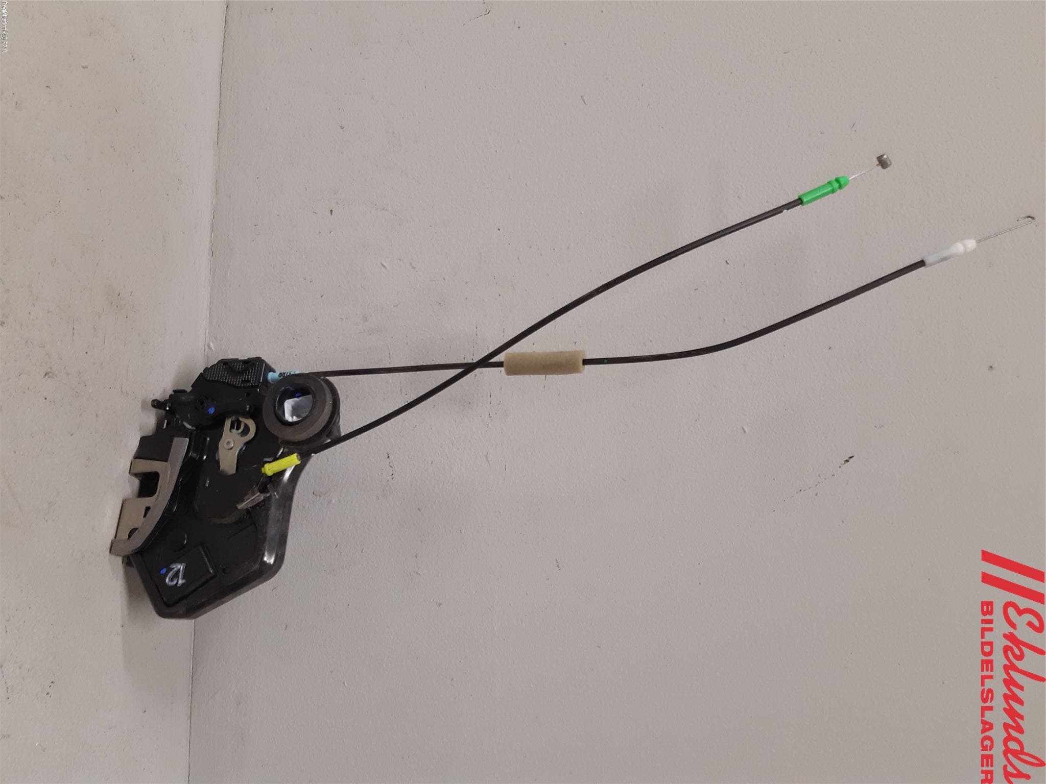 Toyota HILUX 05-16 Låskista-Dörrlås