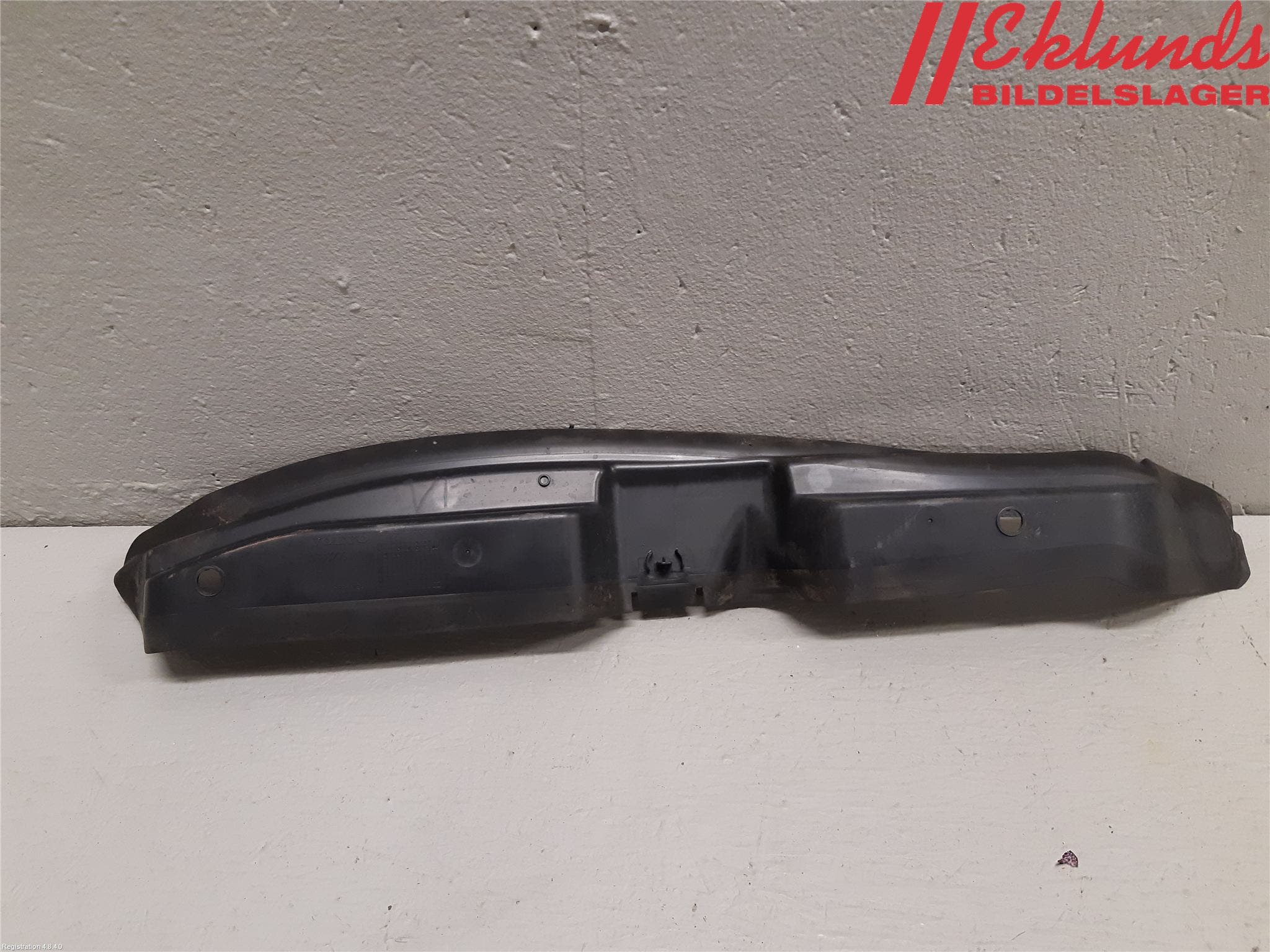 Volvo V90 CROSS COUNTRY 17->> Deflektor Plåt-Plast Kylning