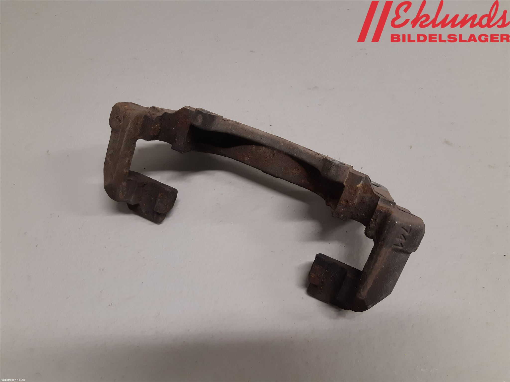 Audi A4 12-15 Bromsokshållare