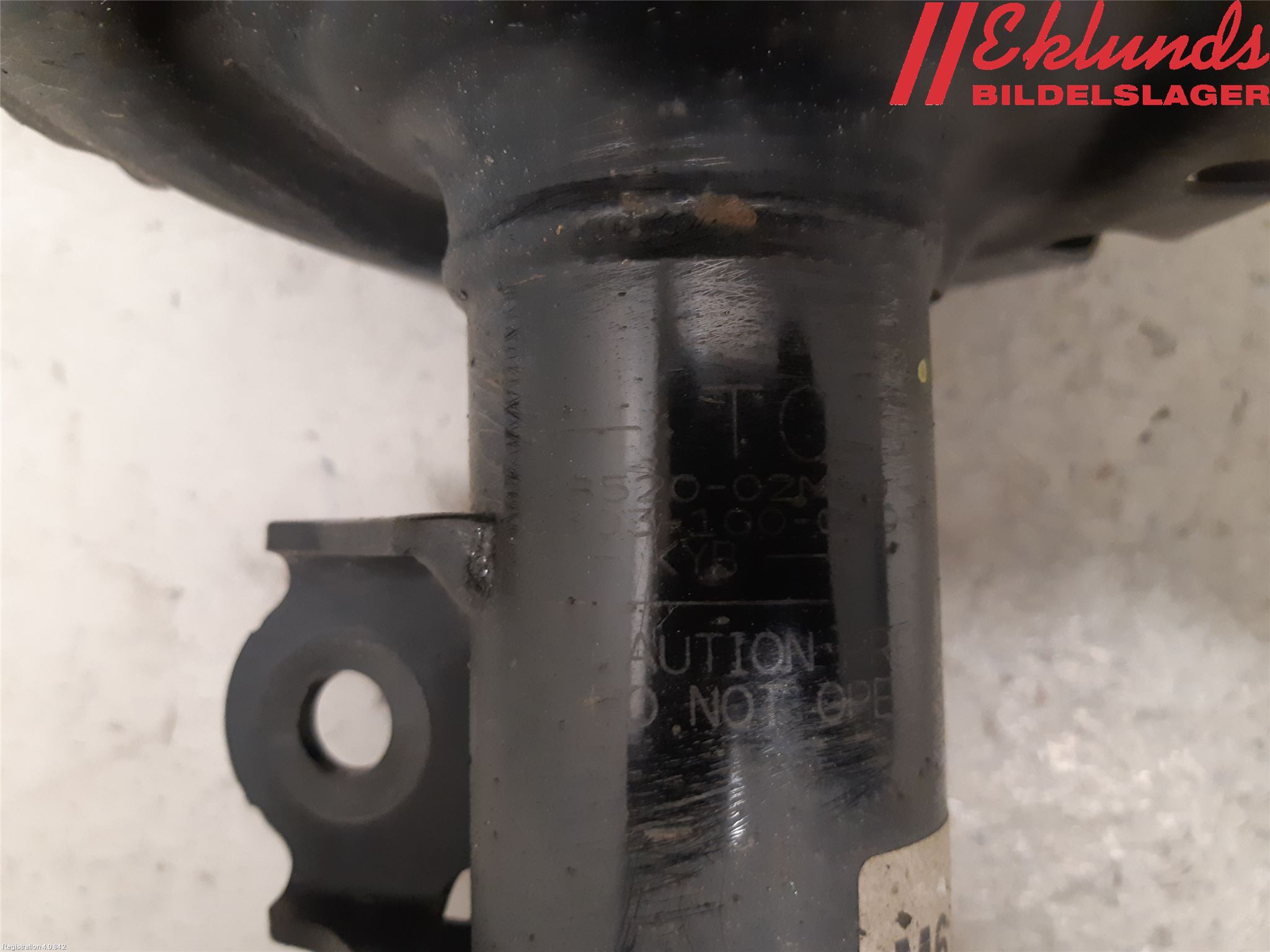 Toyota COROLLA 19- Fjäderben Fram Vänster